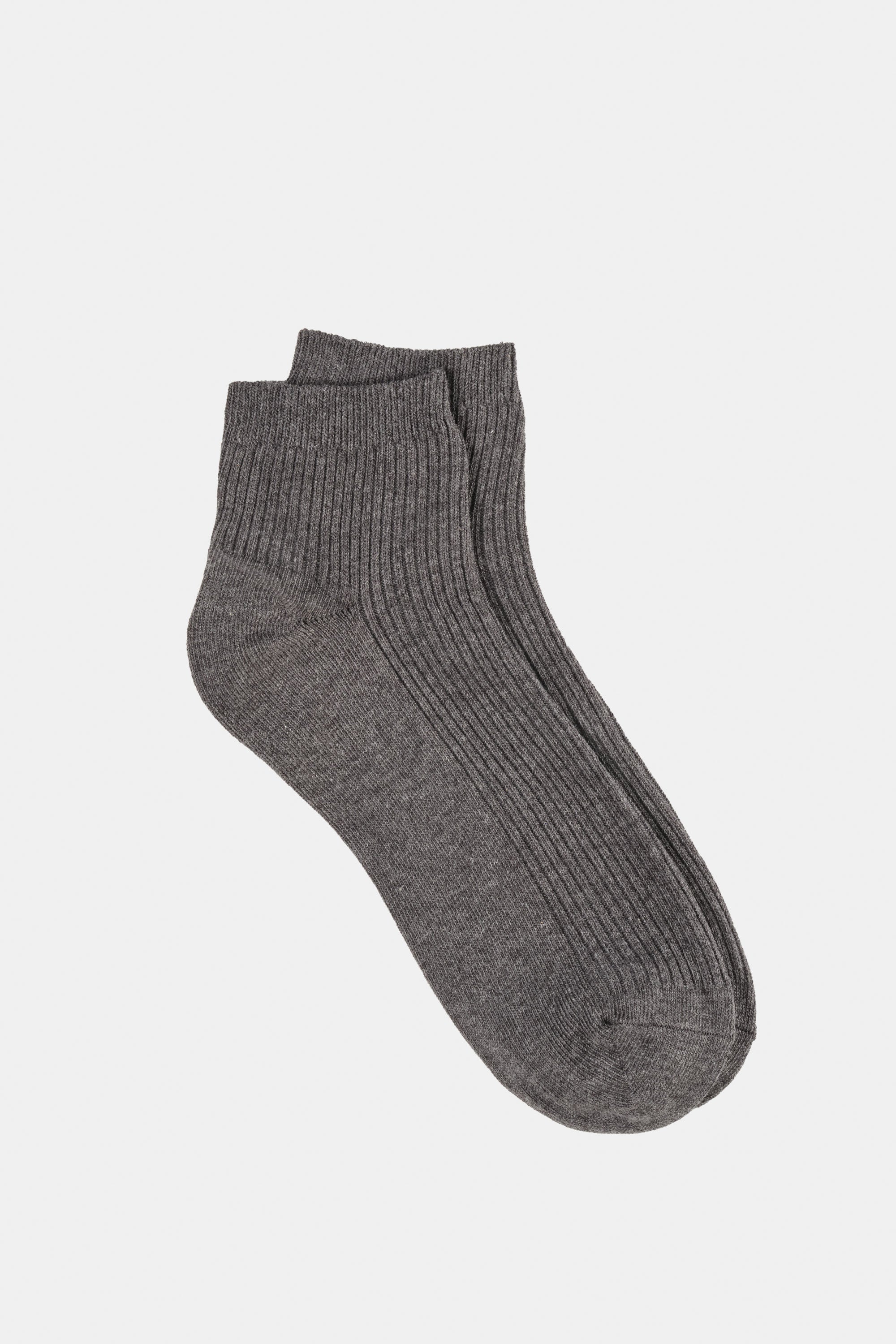 ZARVI CAMEO RIBBED ANKLE SOCKS