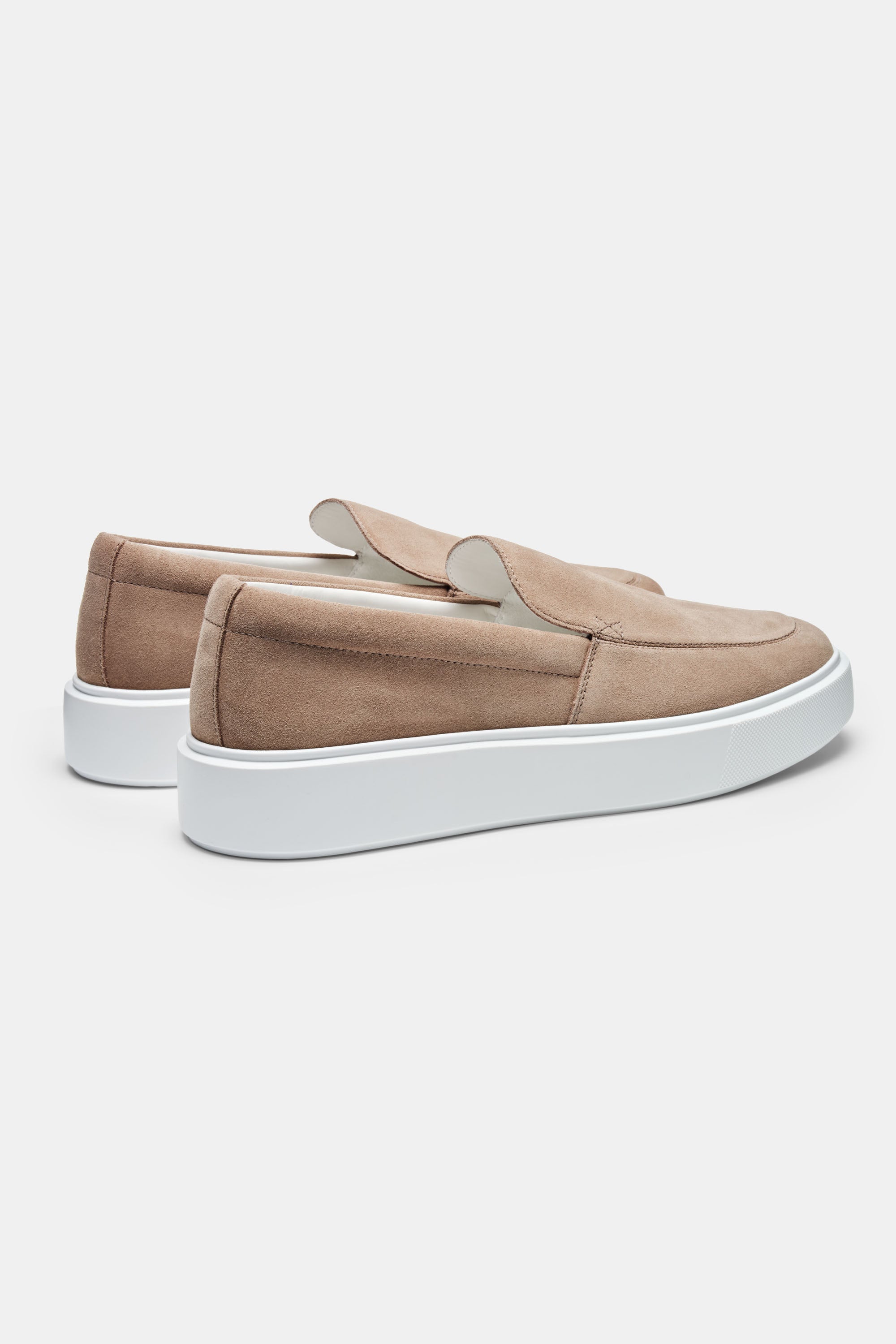 ZARVI CLASSIC SUEDE SLIP ON
