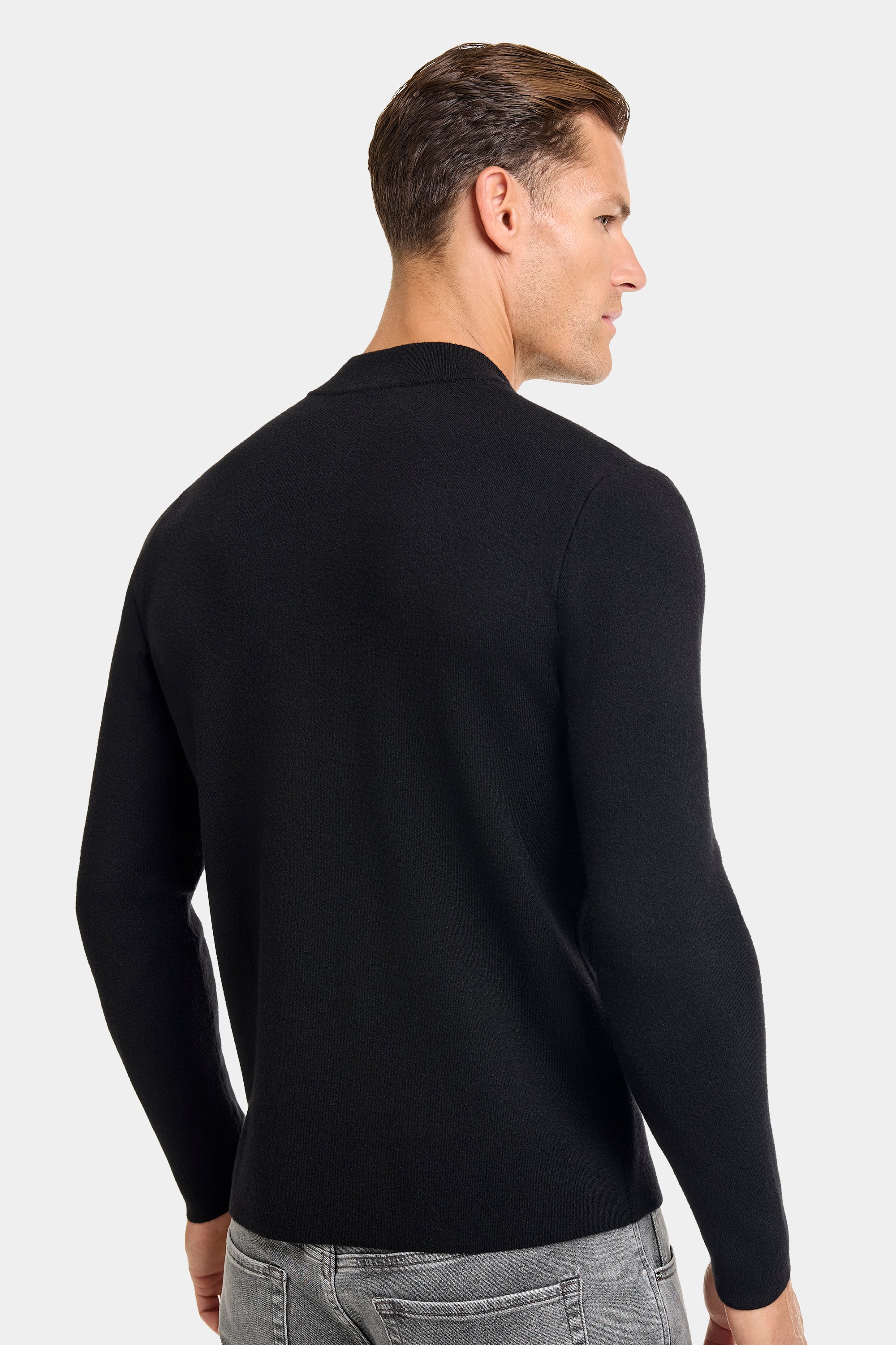 ZARVI COMO MOCK NECK SWEATER