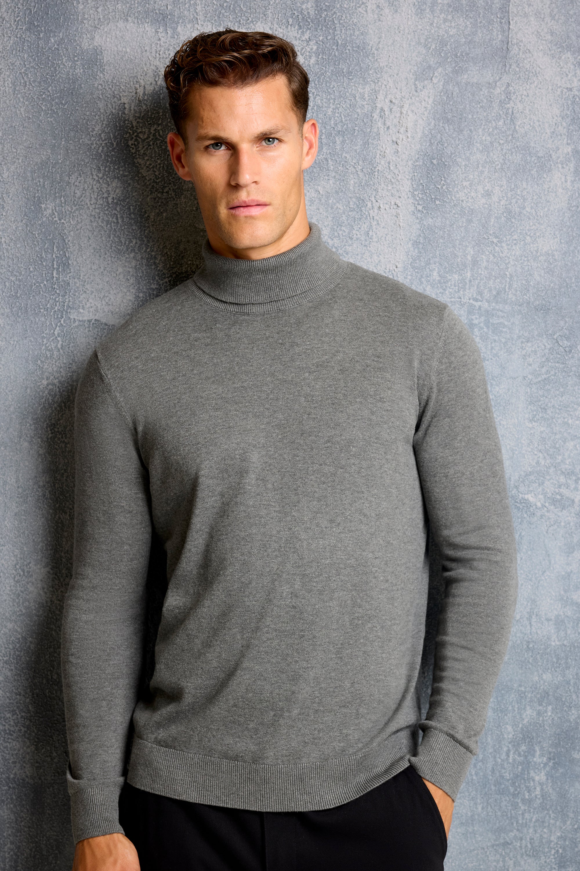 THE SANTONI TURTLENECK SWEATER