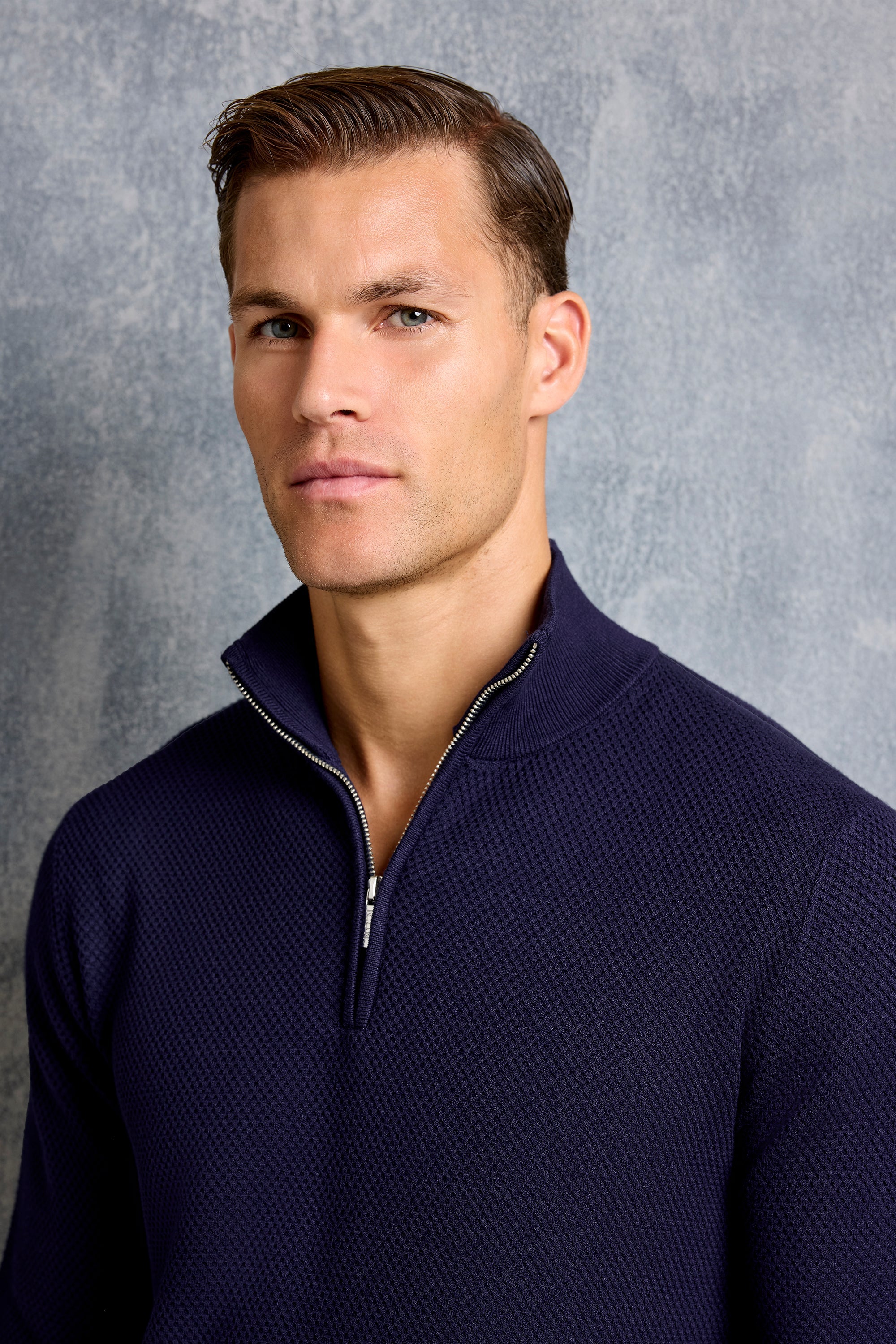ZARVI FABIO QUARTER ZIP SWEATER