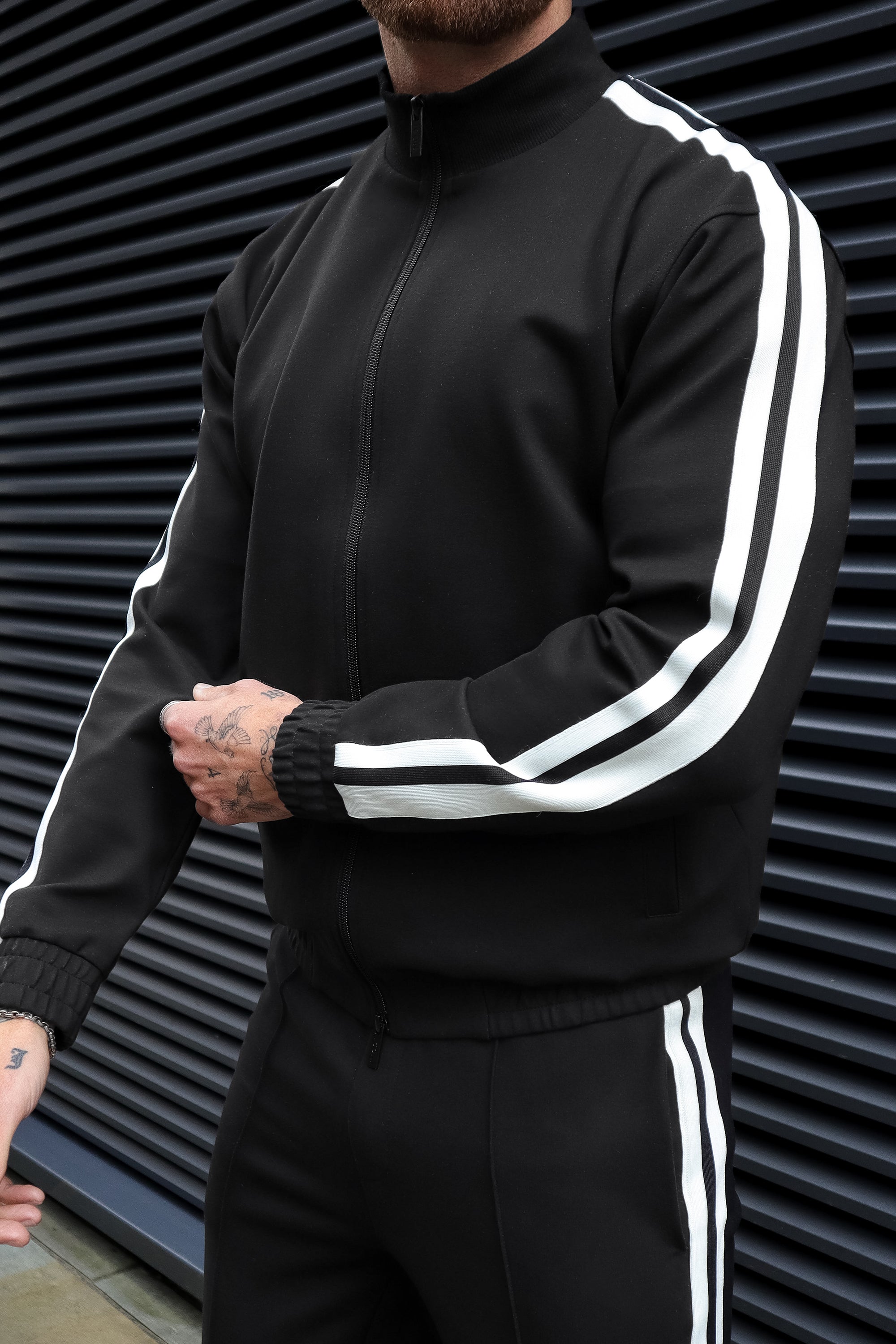 ZARVI TAPE TRACK JACKET