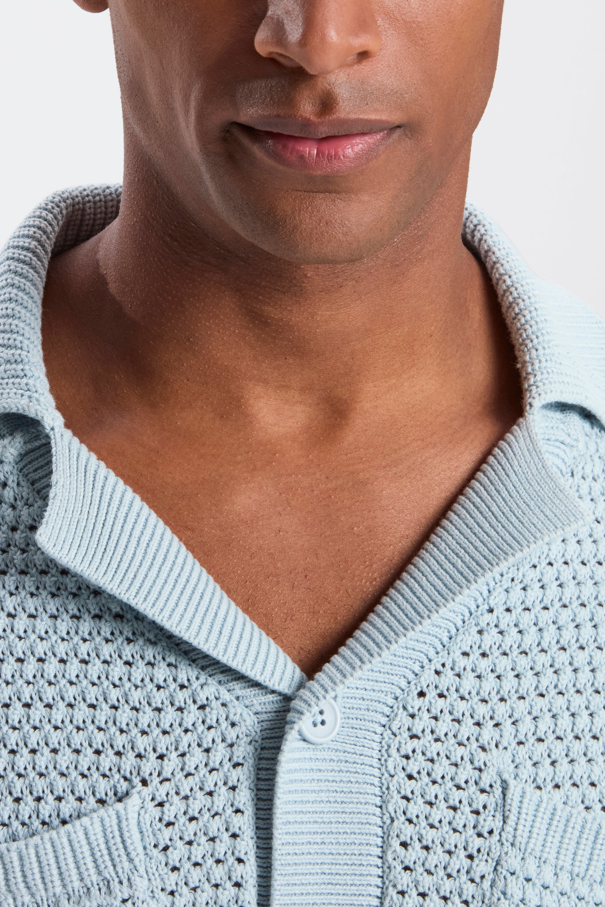 LE CHEMISE À MANCHES SANS CROCHET MATESE