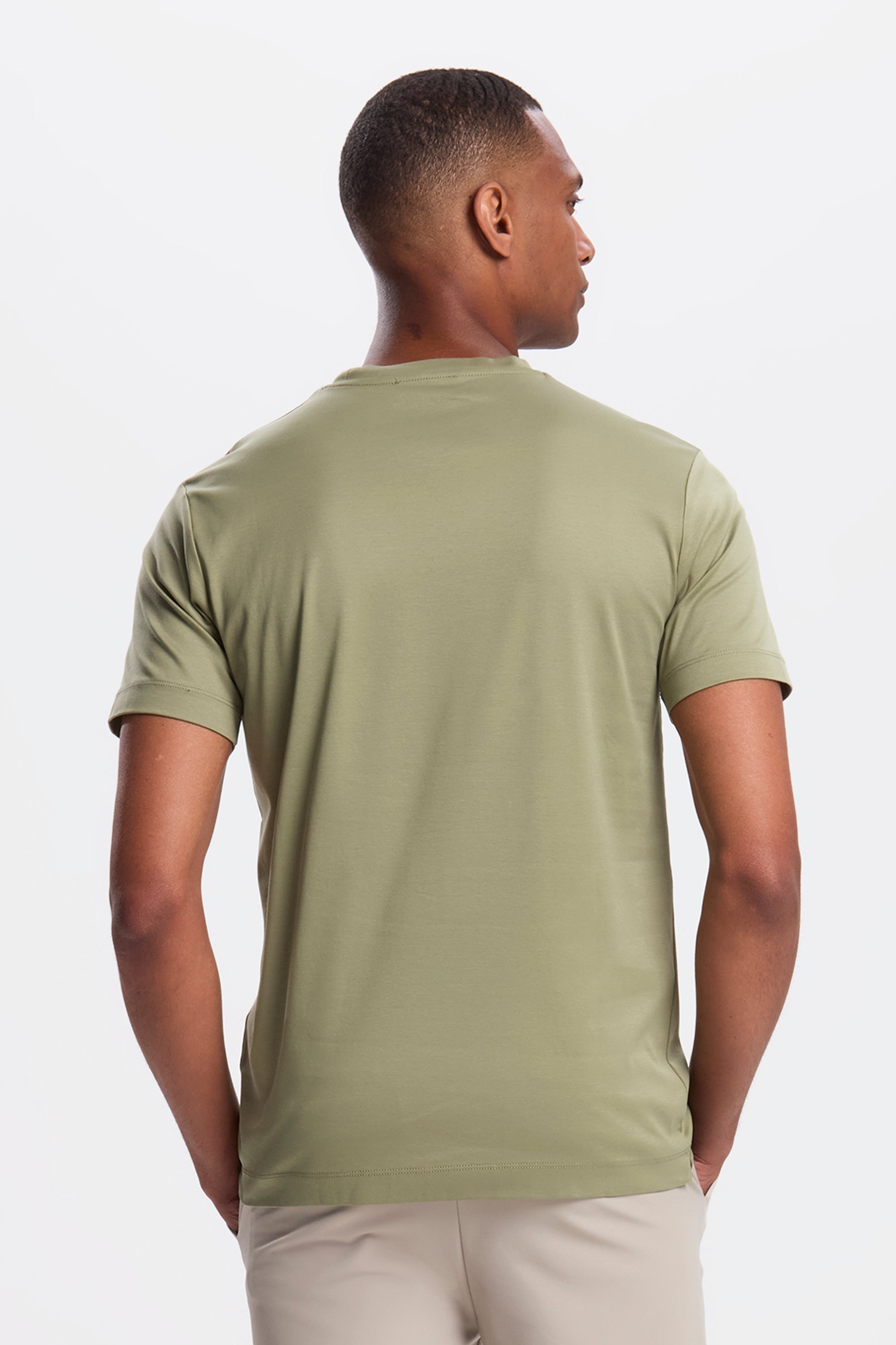 ZARVI LUXE T-SHIRT
