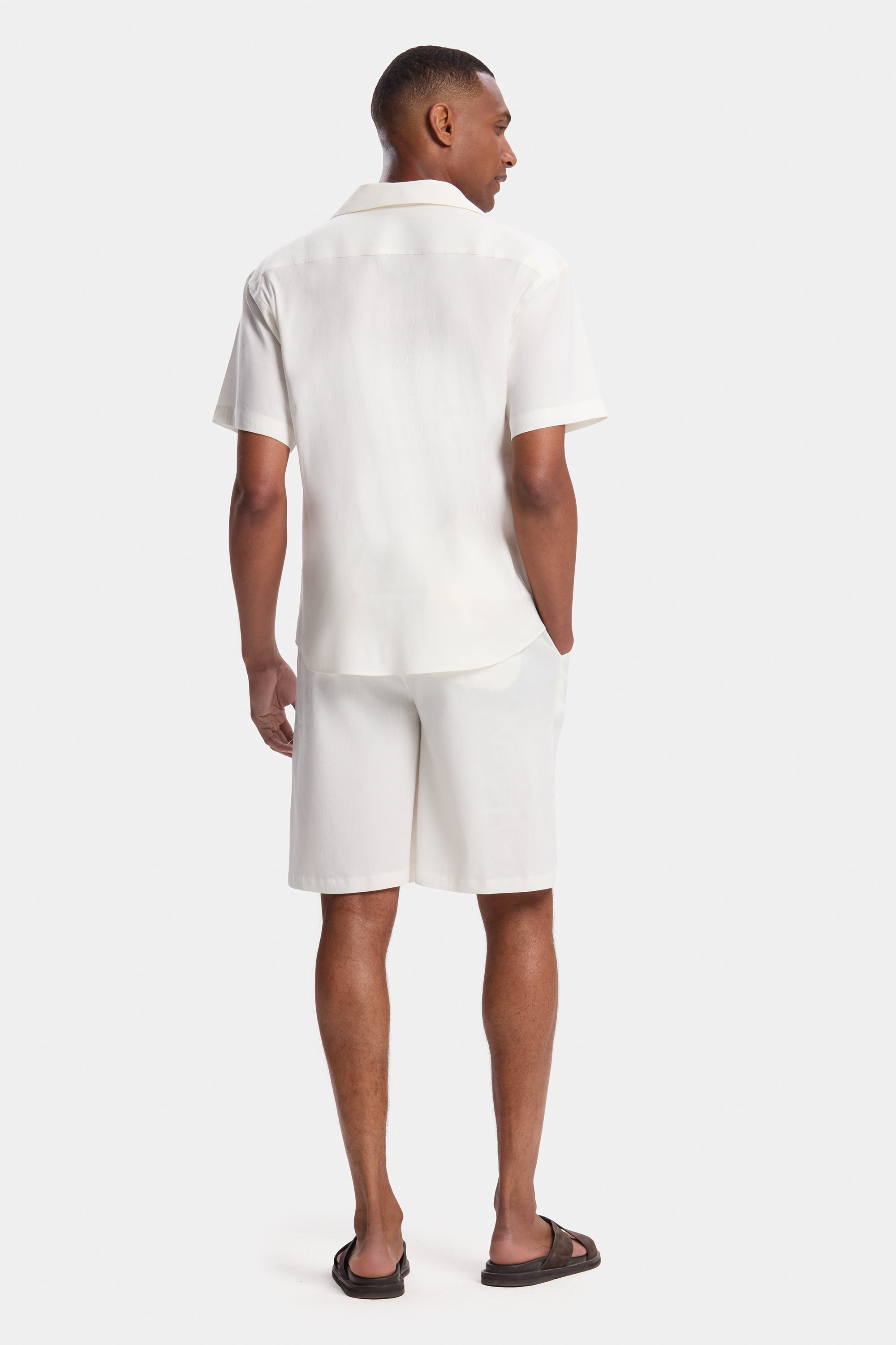 THE LINEN SHORTS