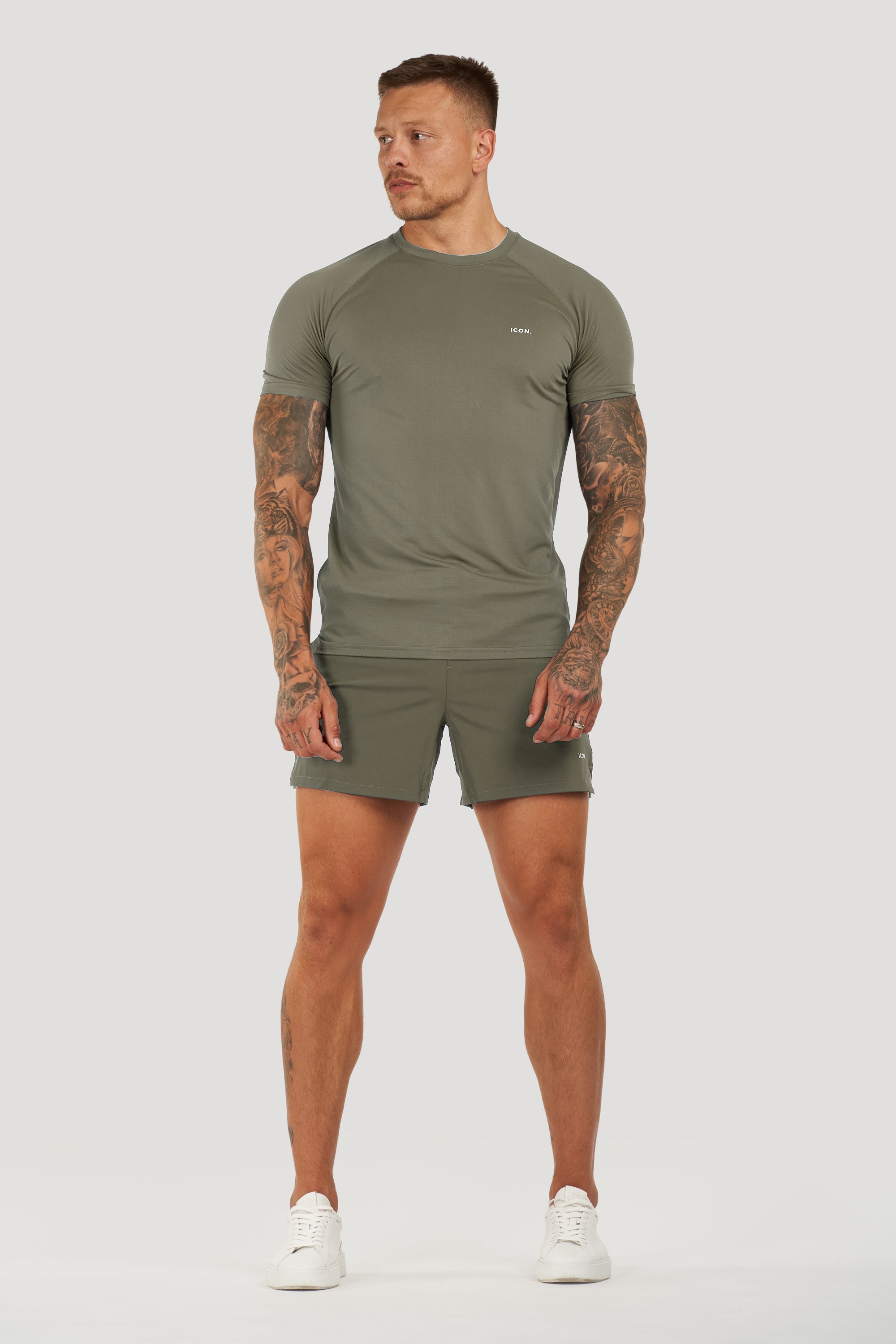 THE ICON ACTIVE T-SHIRT