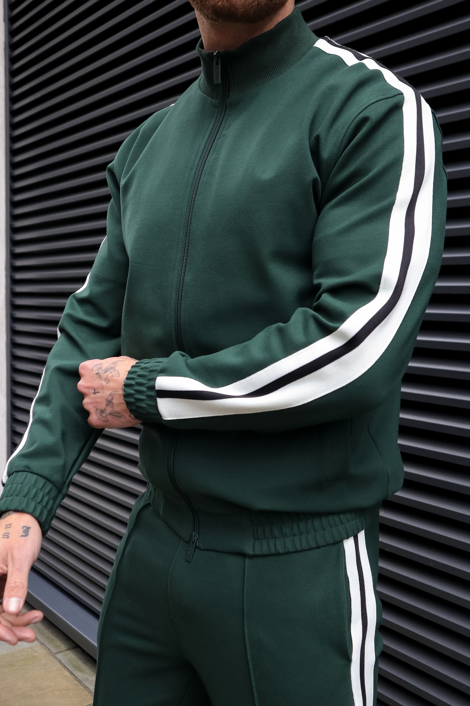ZARVI TAPE TRACK JACKET