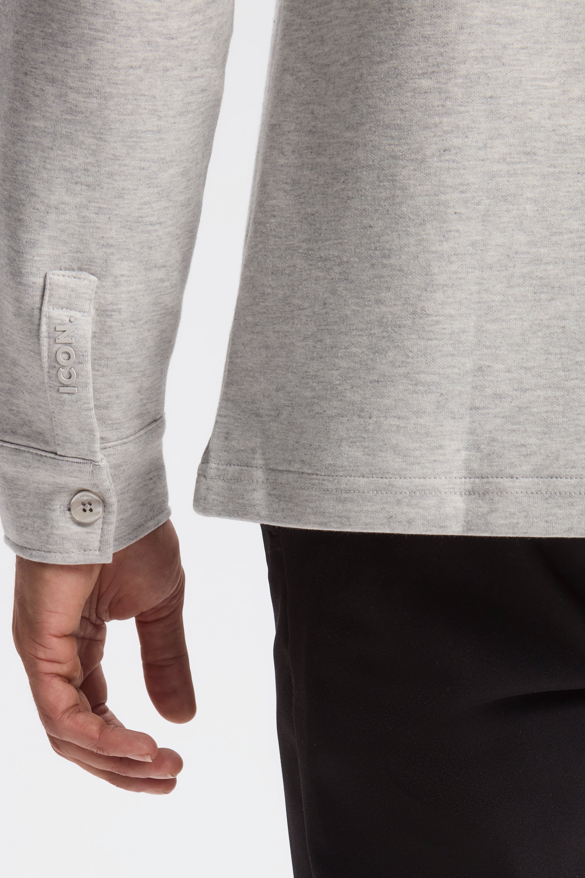 THE ATHLETIC OVERSHIRT