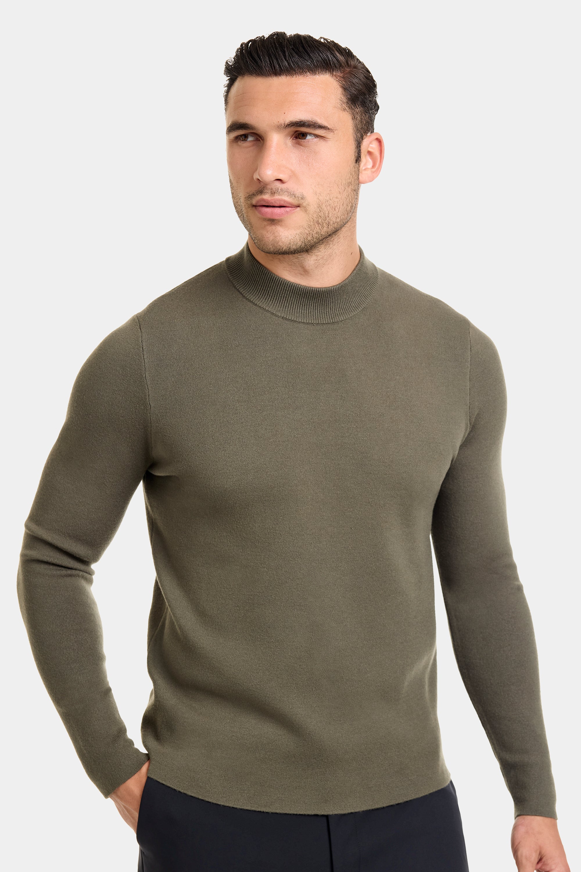 ZARVI COMO MOCK NECK SWEATER
