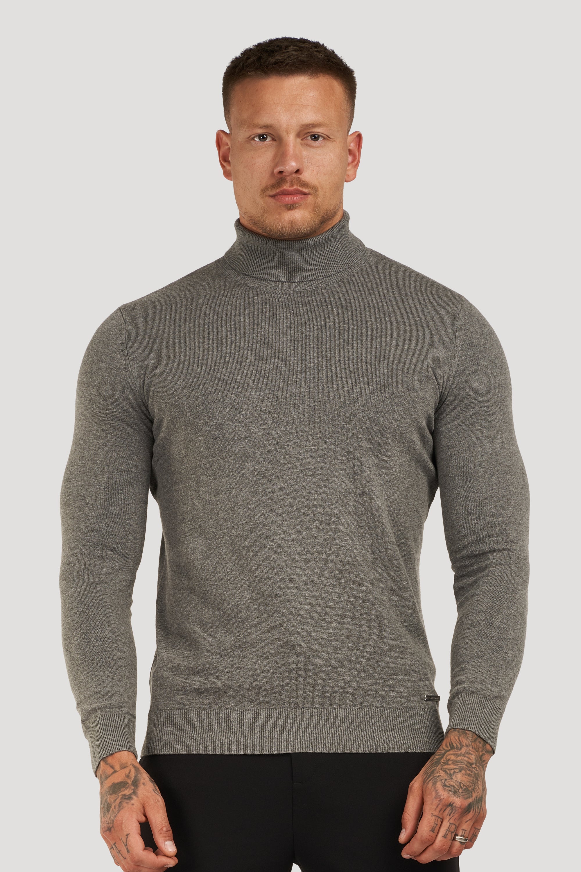 ZARVI ARTURO TURTLENECK