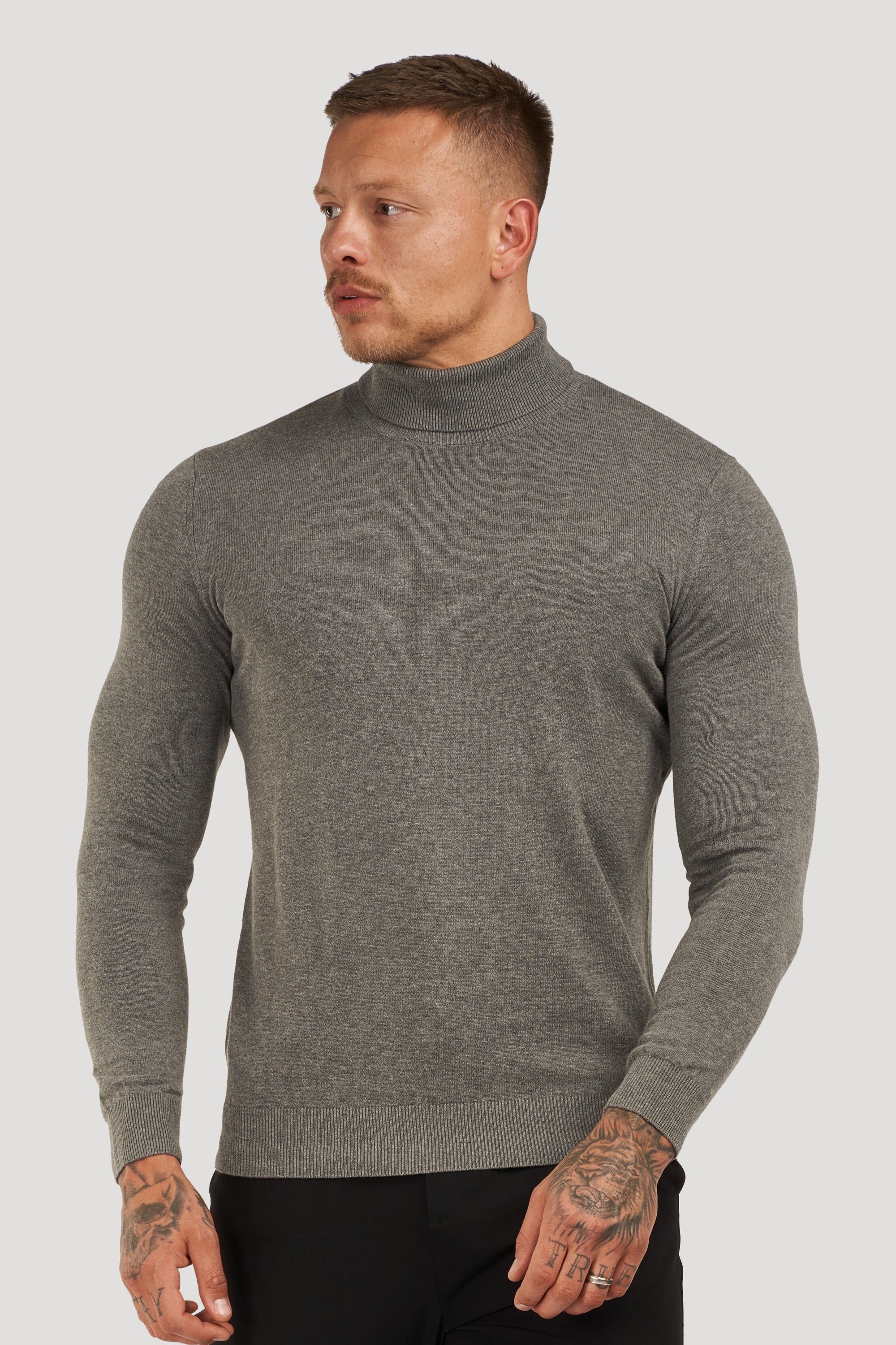 ZARVI ARTURO TURTLENECK