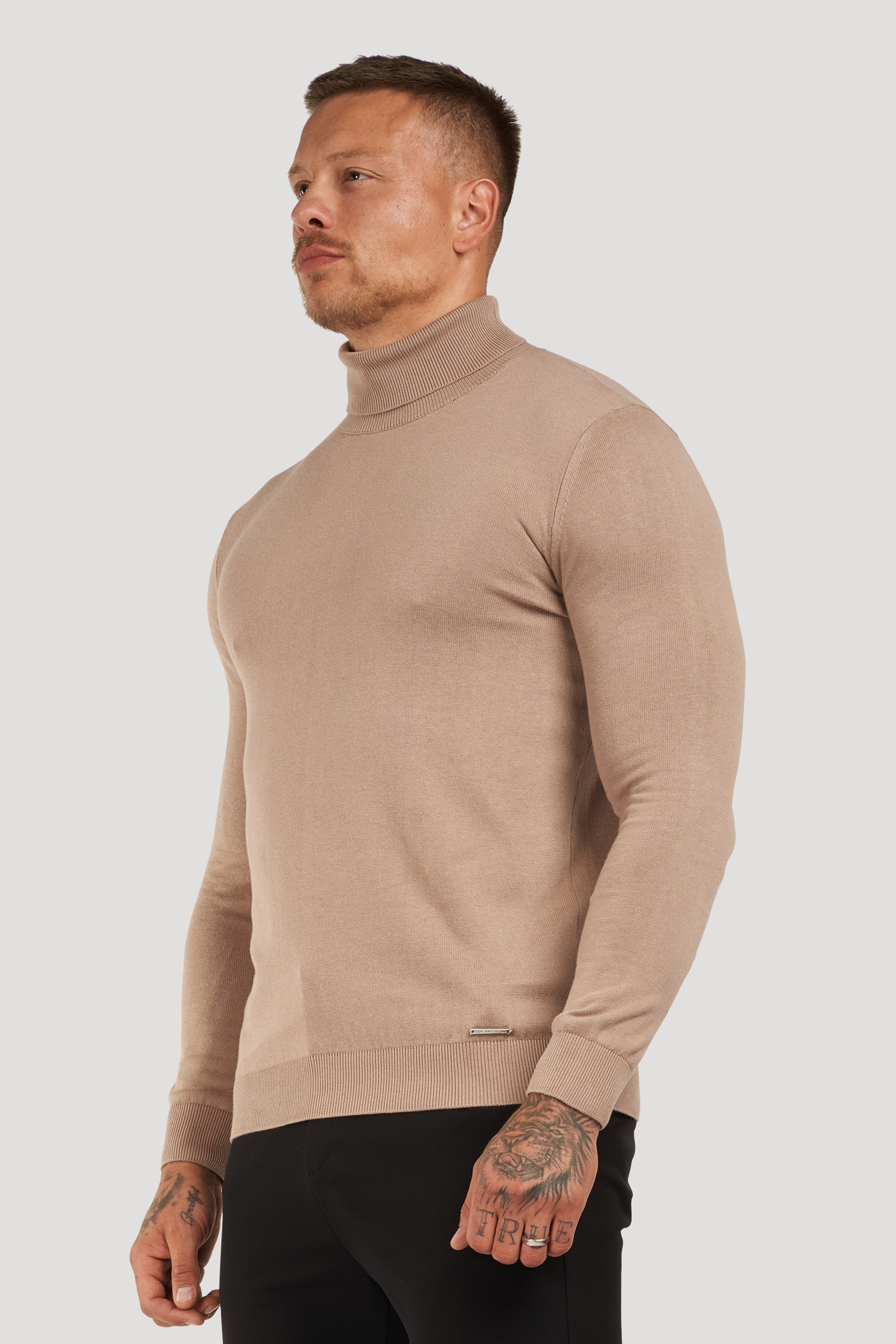 ZARVI ARTURO TURTLENECK