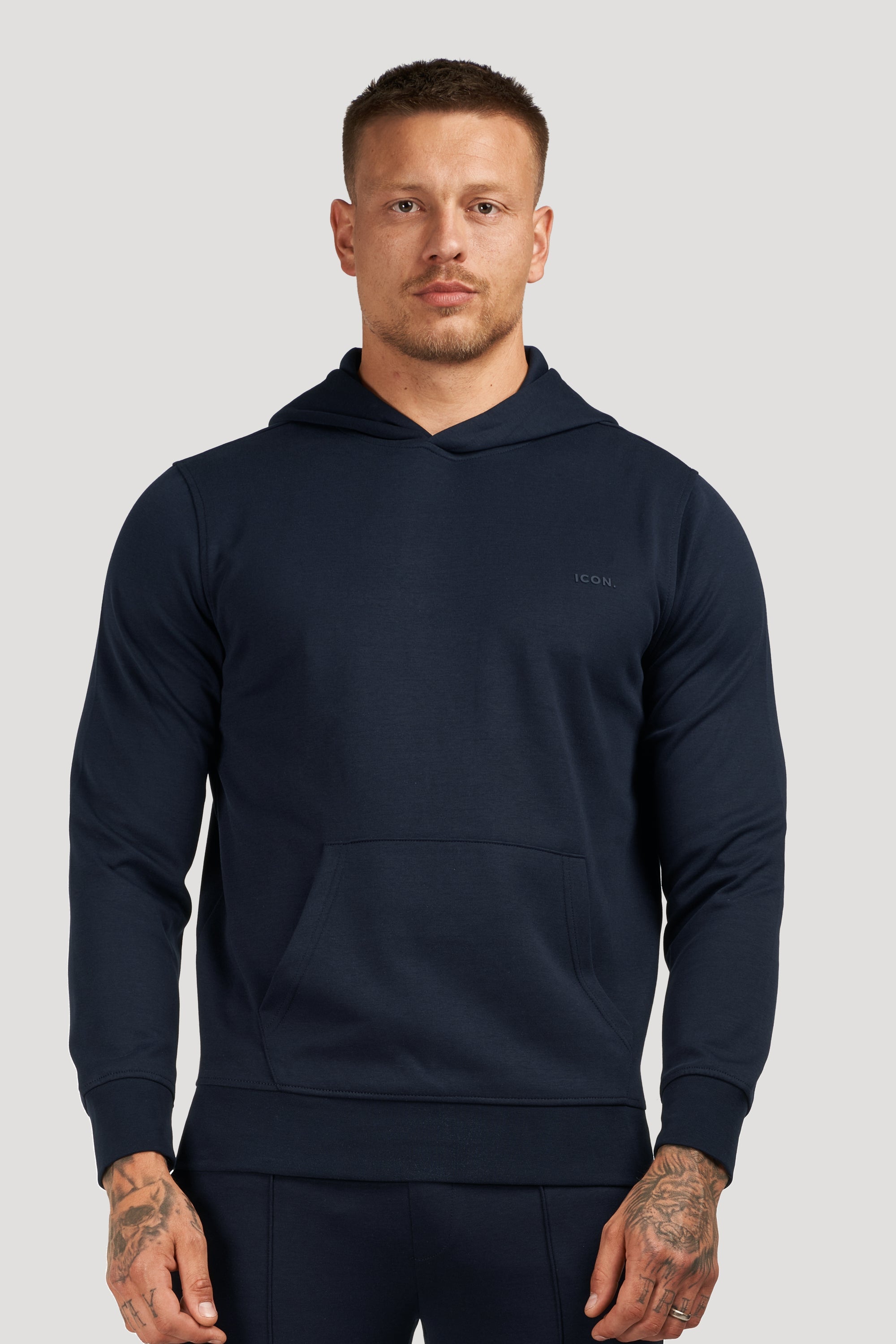 ZARVI ATHLETIC HOODIE