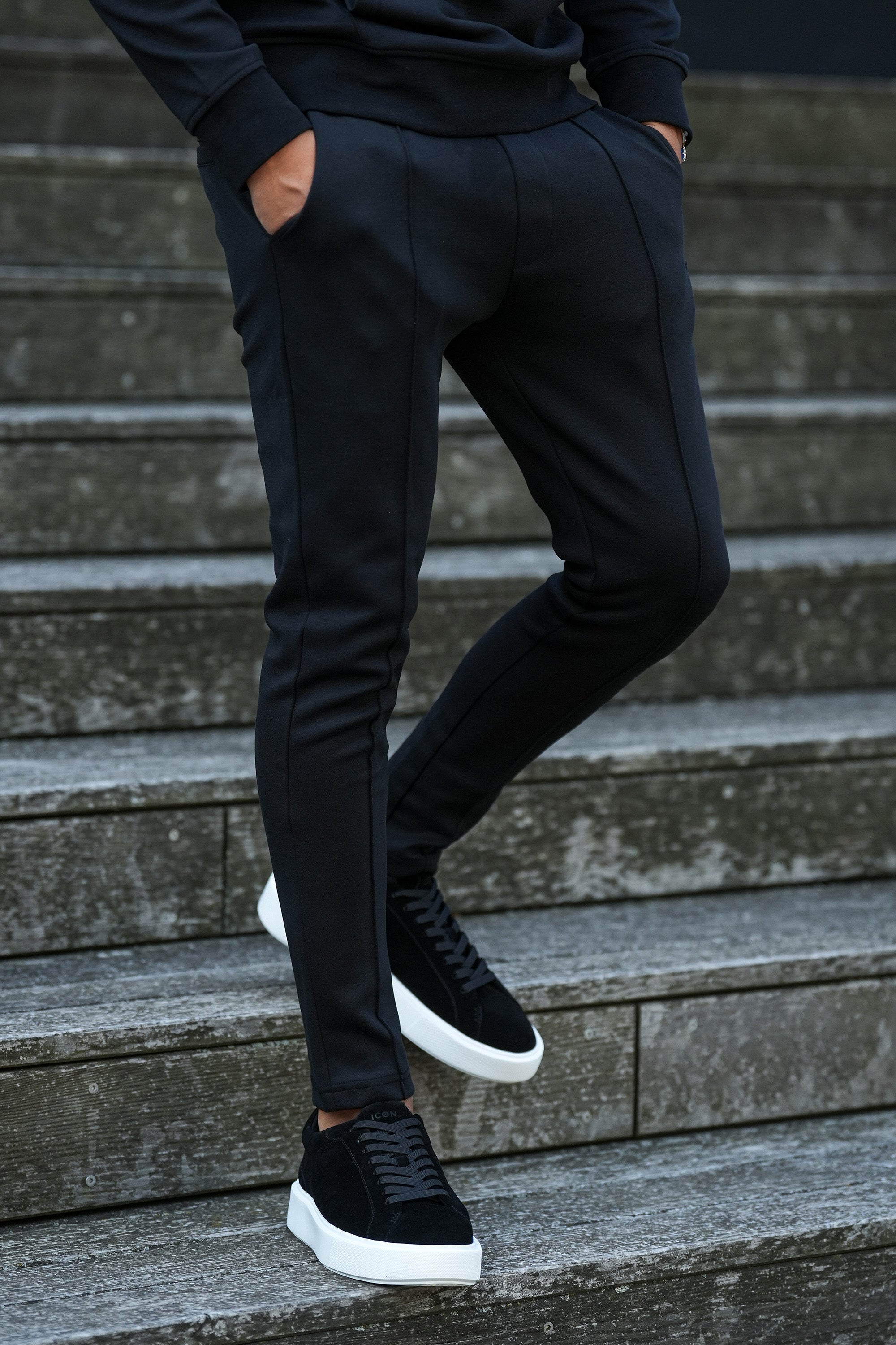 ZARVI ATHLETIC JOGGER