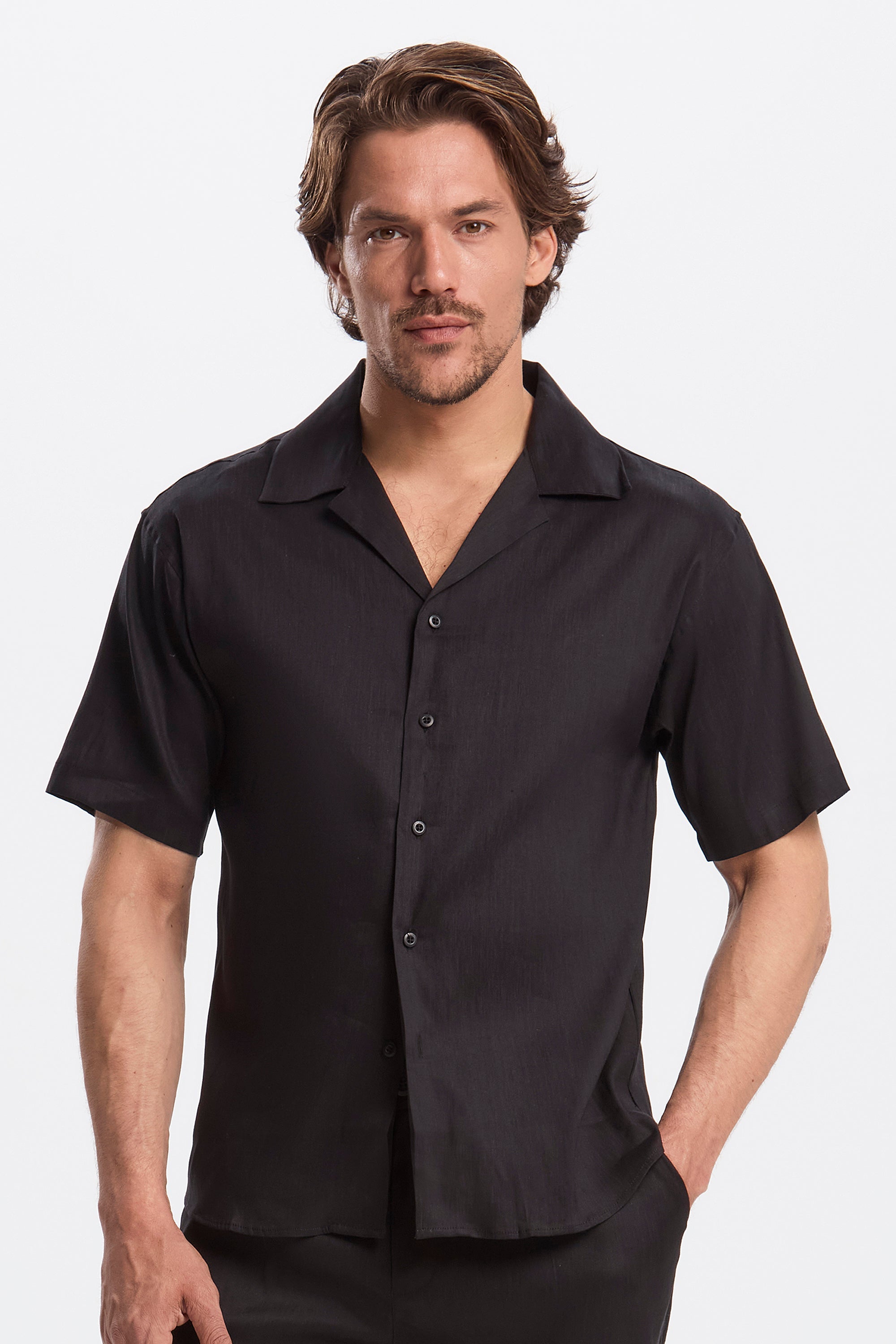 THE LINEN SS SHIRT