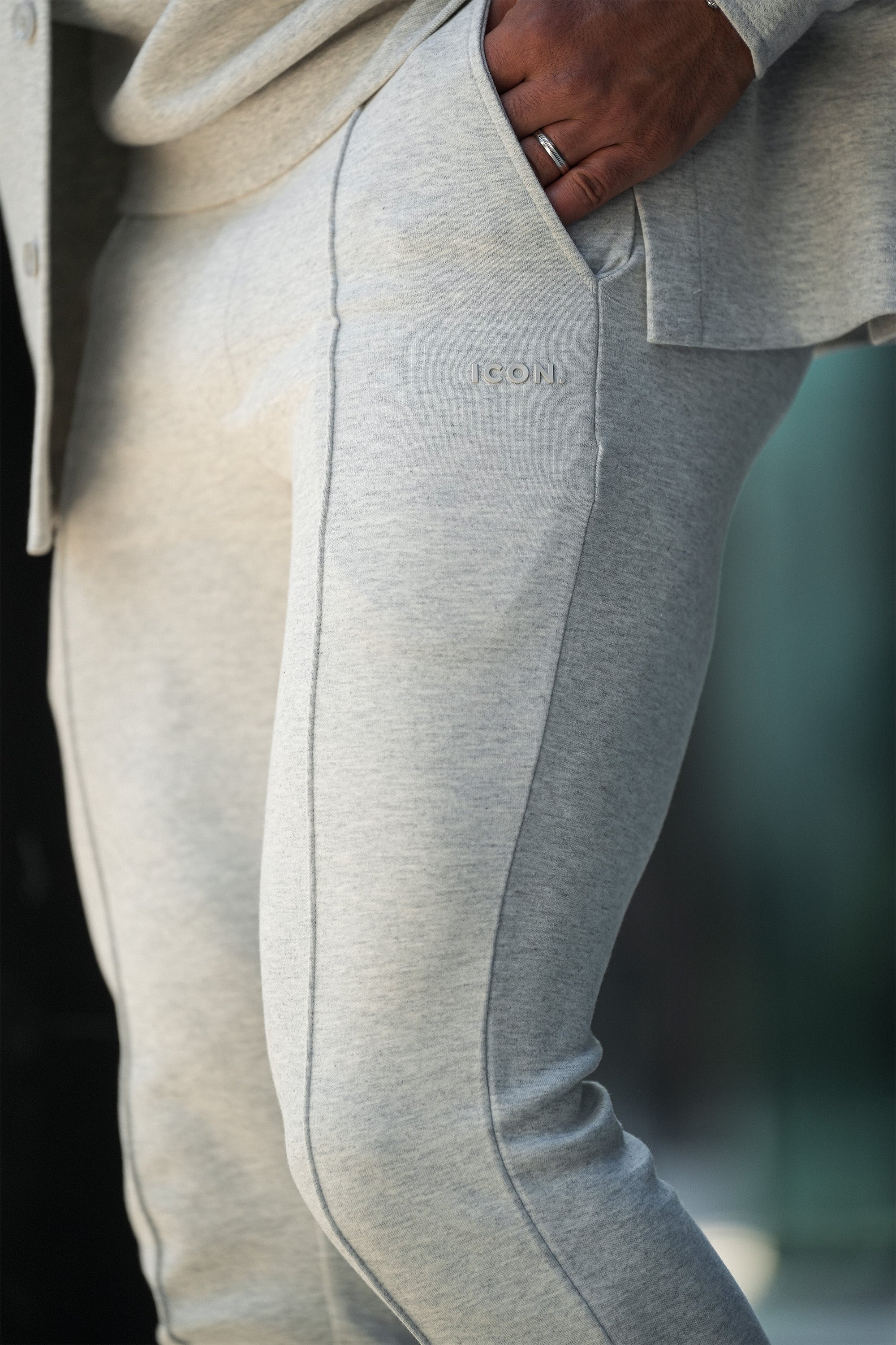 ZARVI ATHLETIC JOGGER