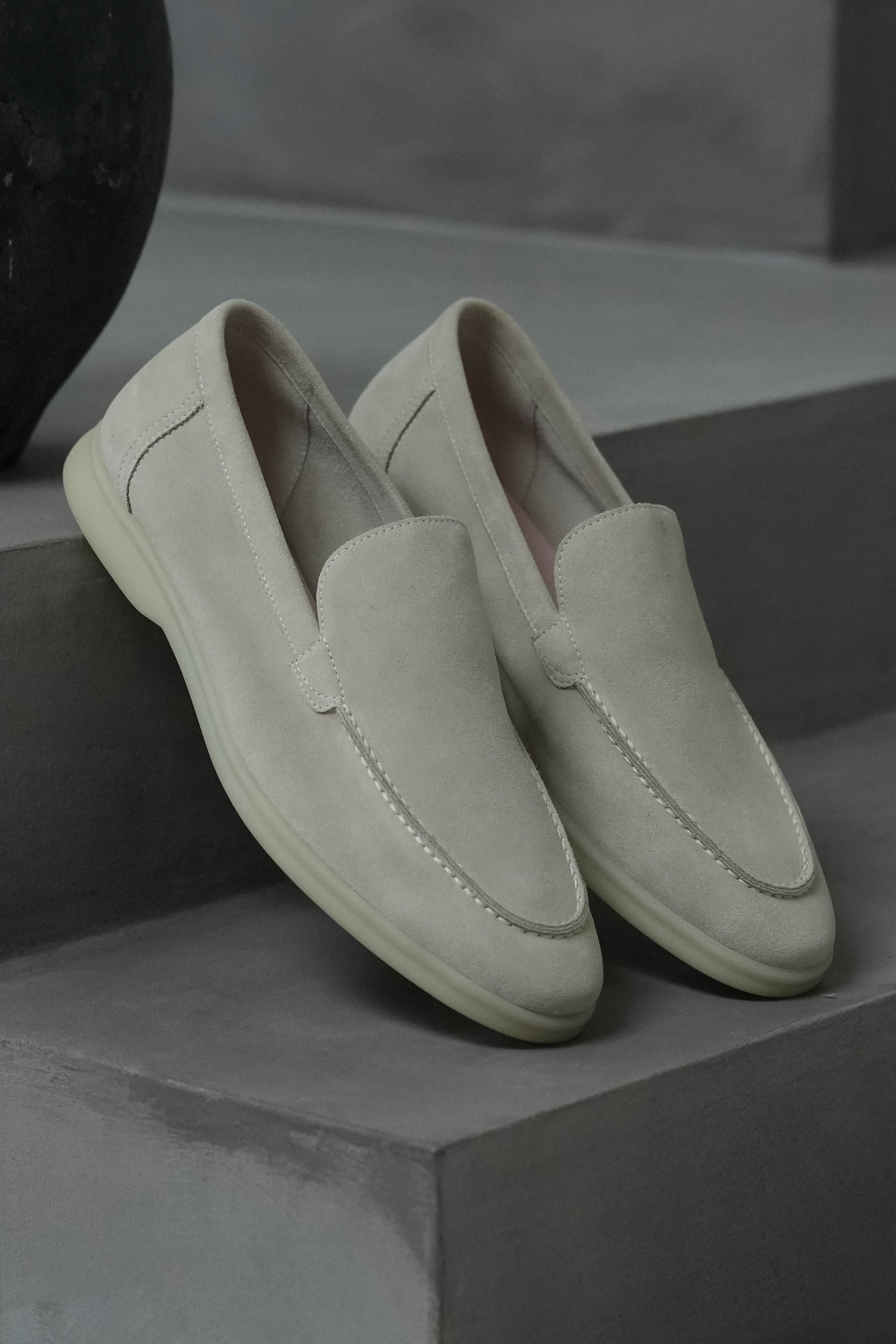 THE CLASSIC SUEDE LOAFER