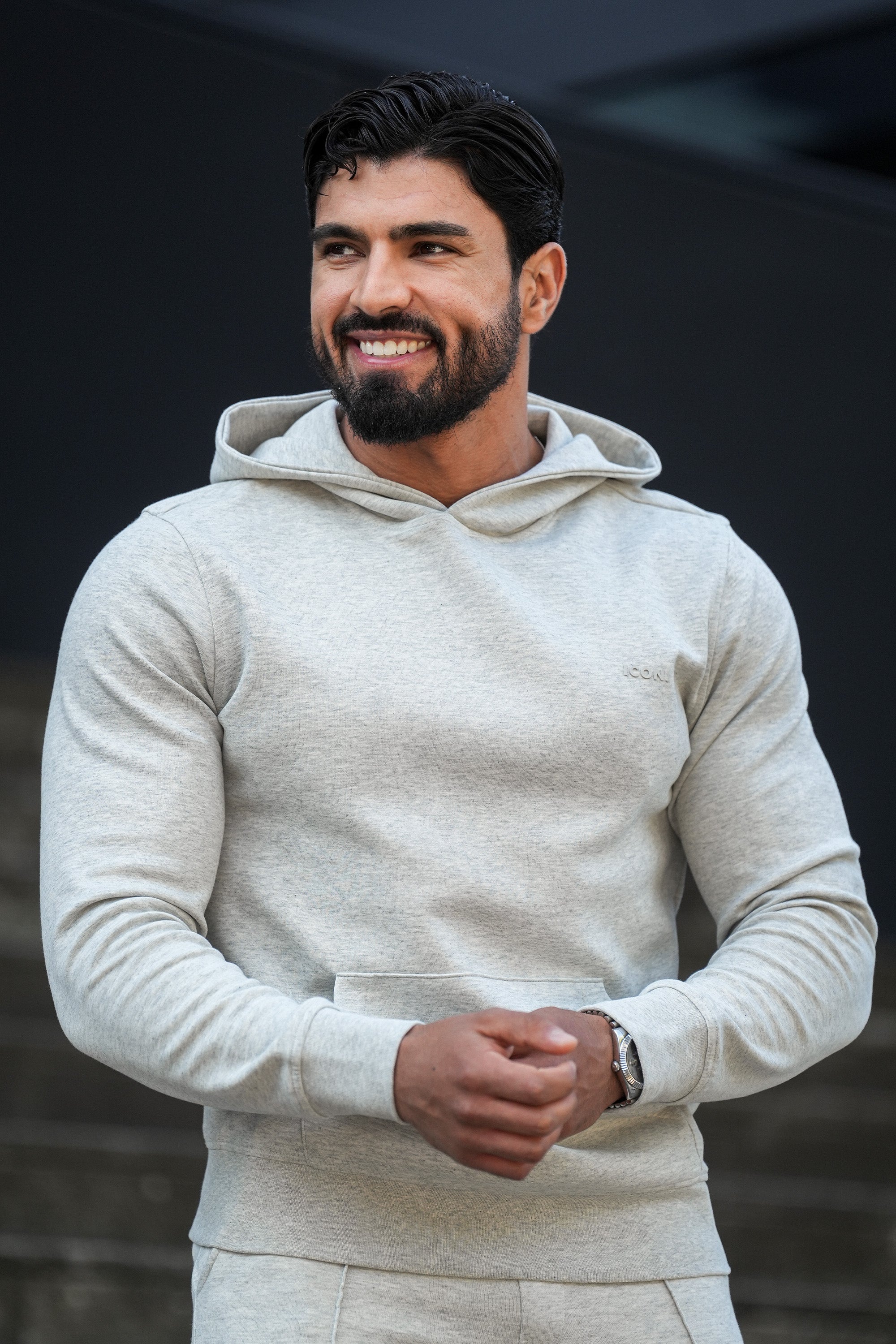 ZARVI ATHLETIC HOODIE