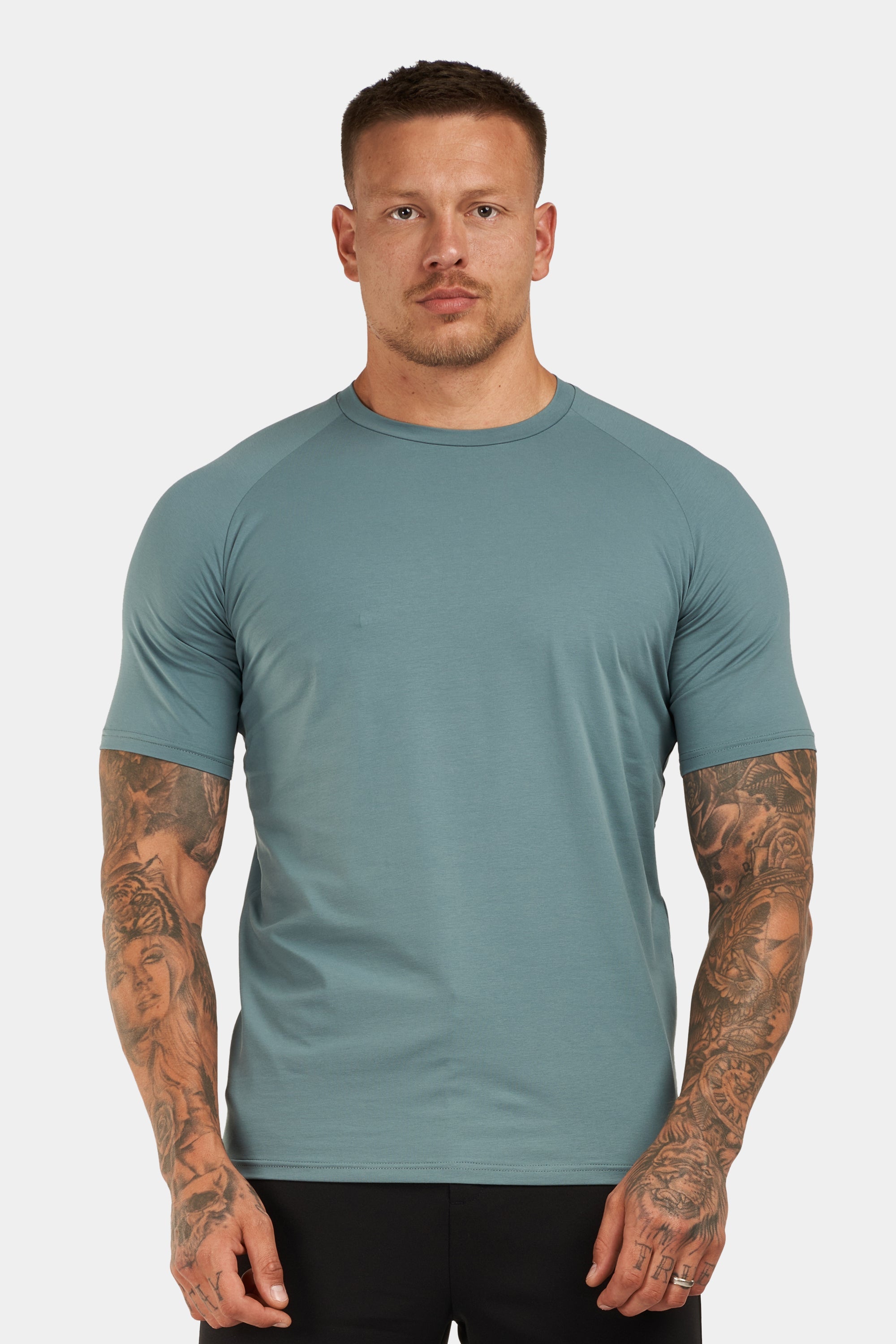 ZARVI MUSCLE BASIC T-SHIRT