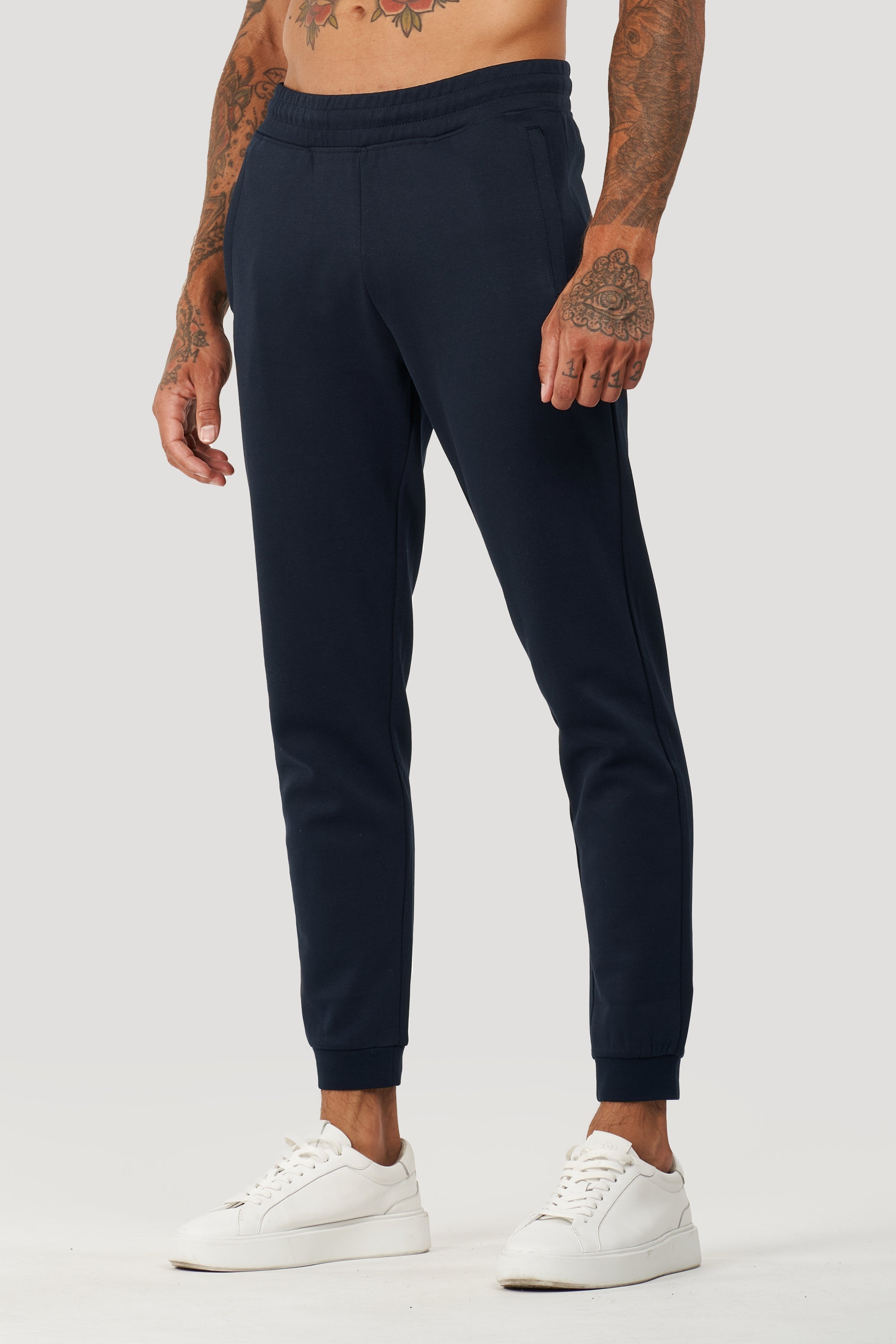ZARVI RELAXED JOGGER