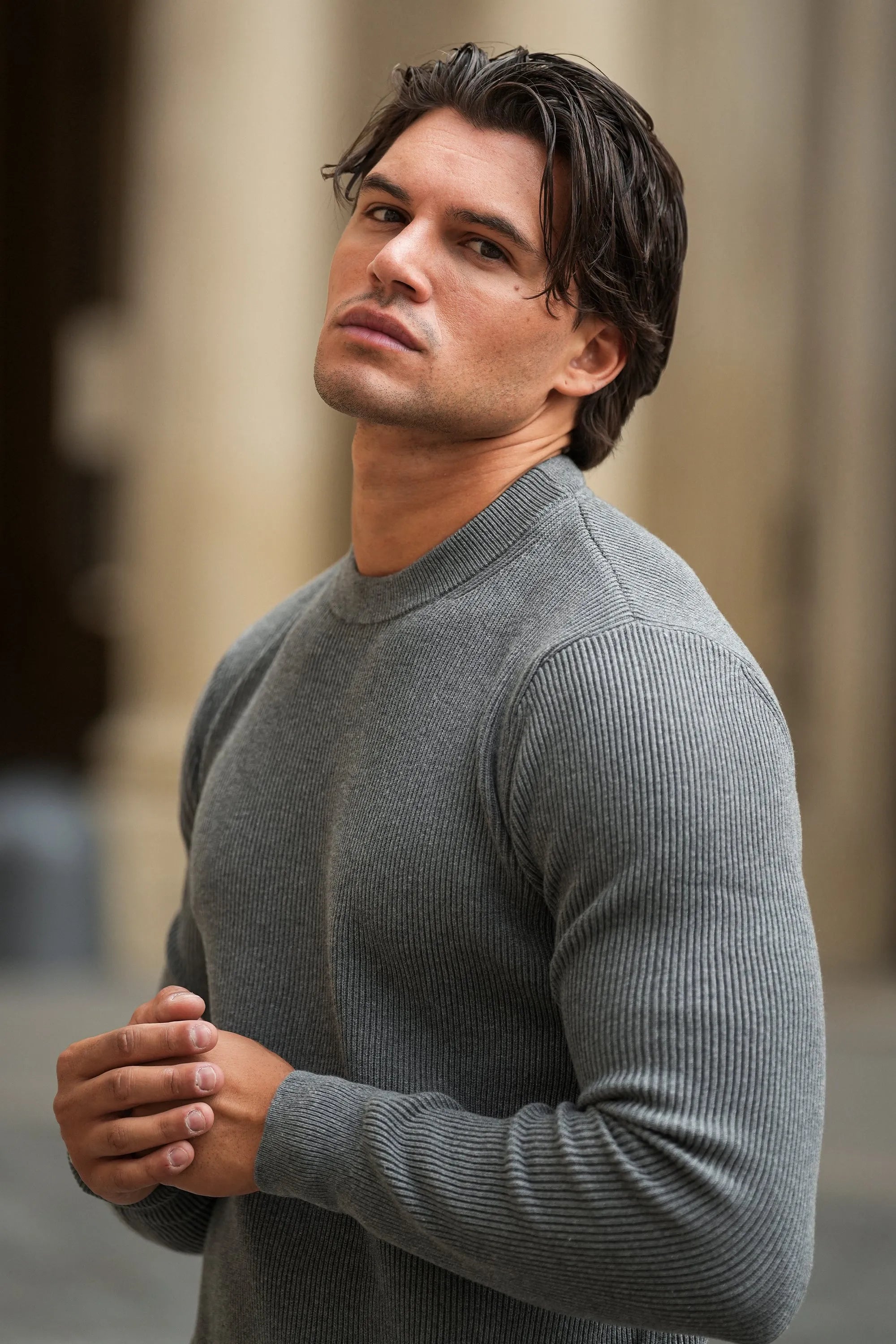 ZARVI RENZO CREWNECK SWEATER