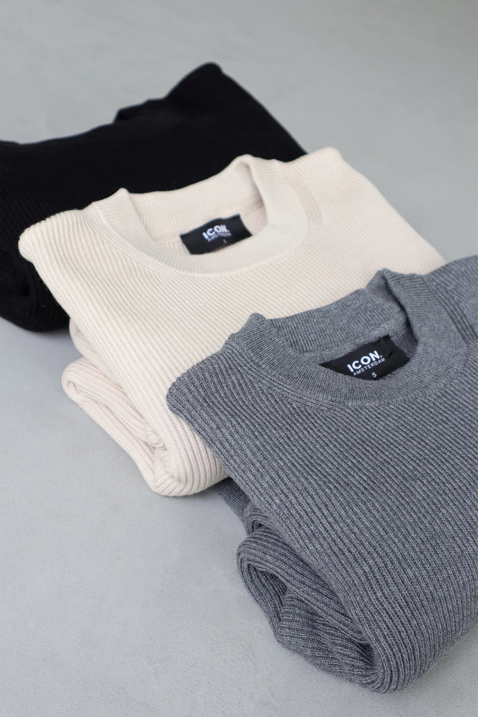 ZARVI RENZO CREWNECK SWEATER