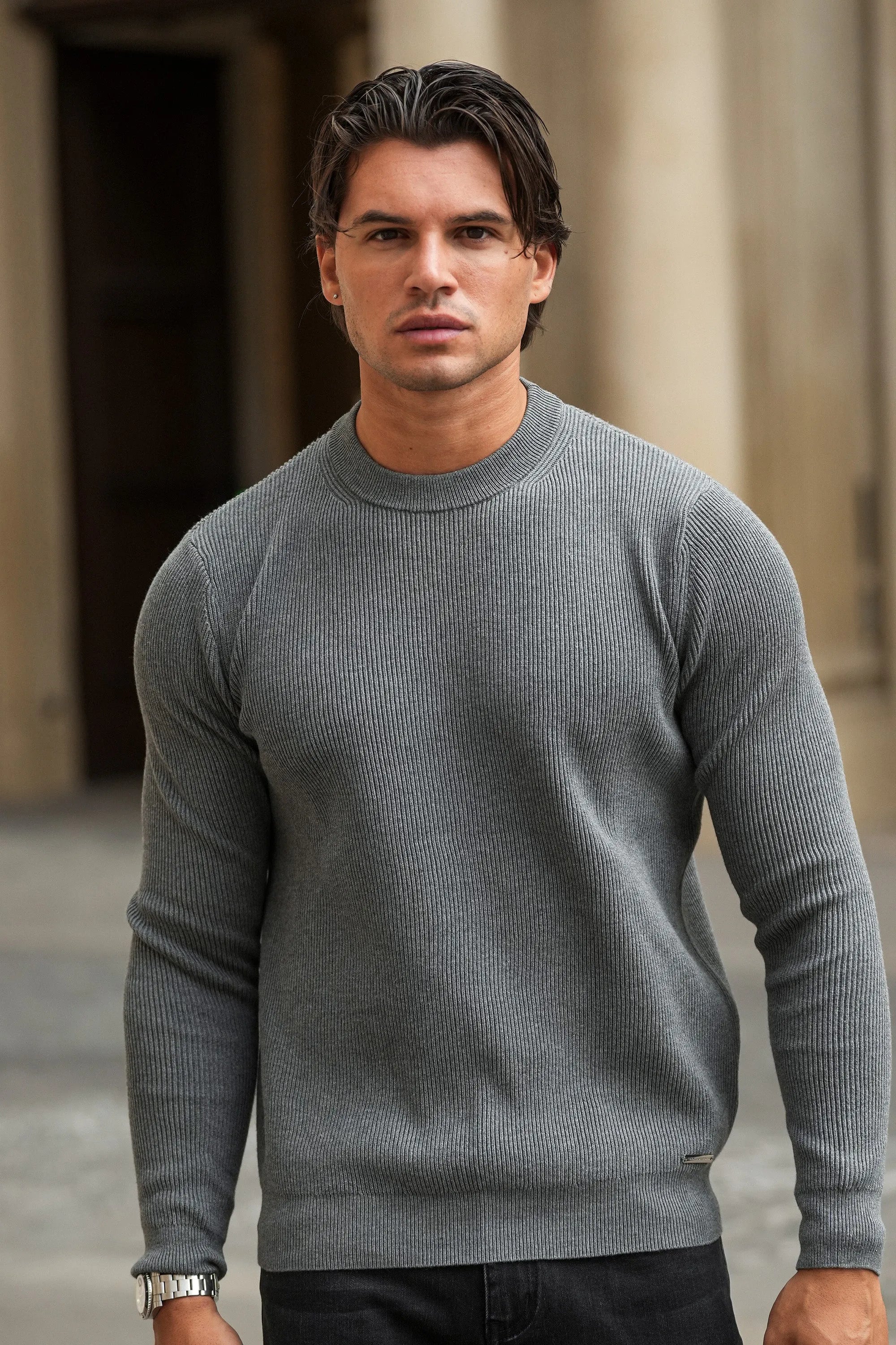 ZARVI RENZO CREWNECK SWEATER