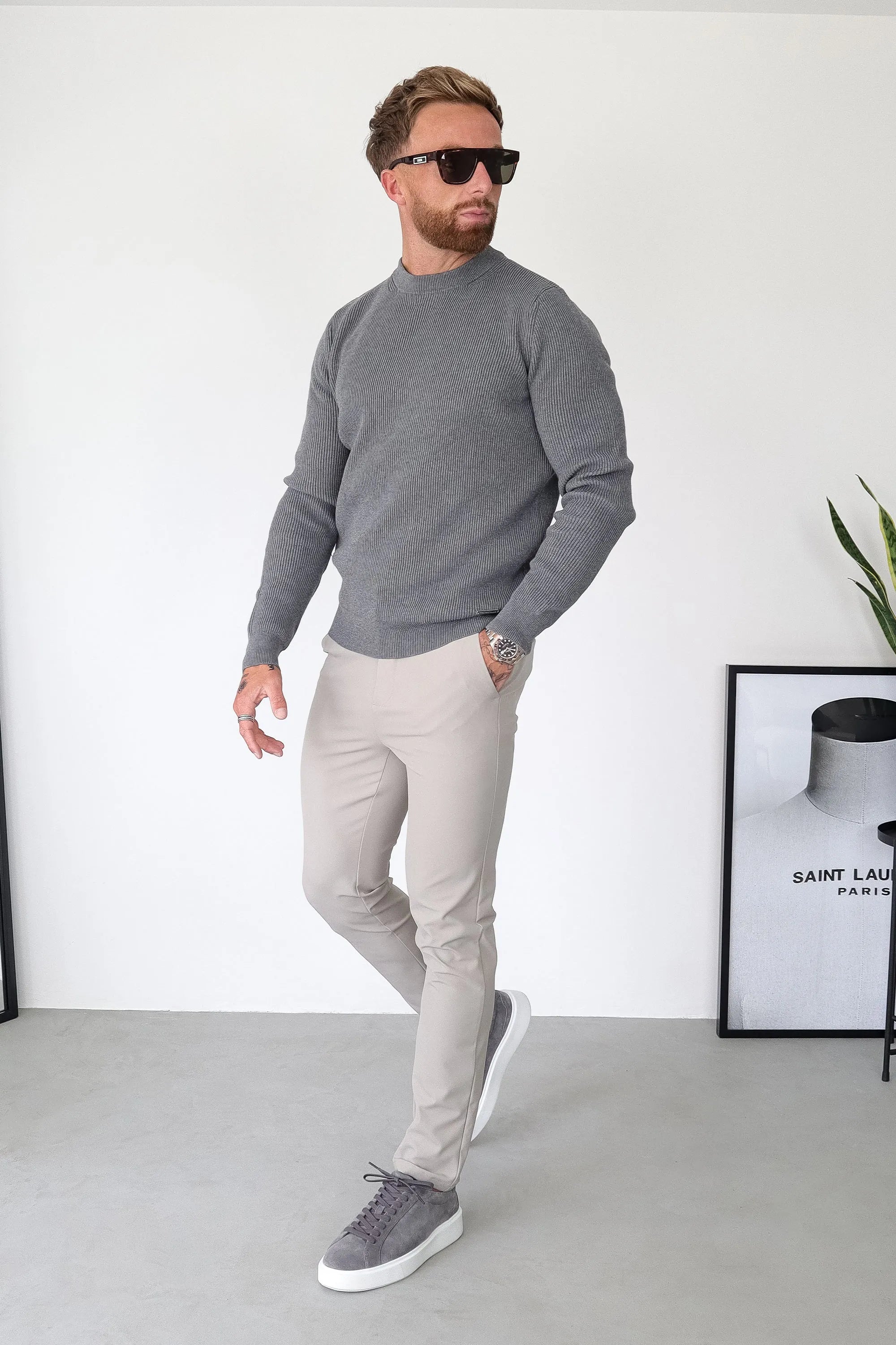 ZARVI RENZO CREWNECK SWEATER