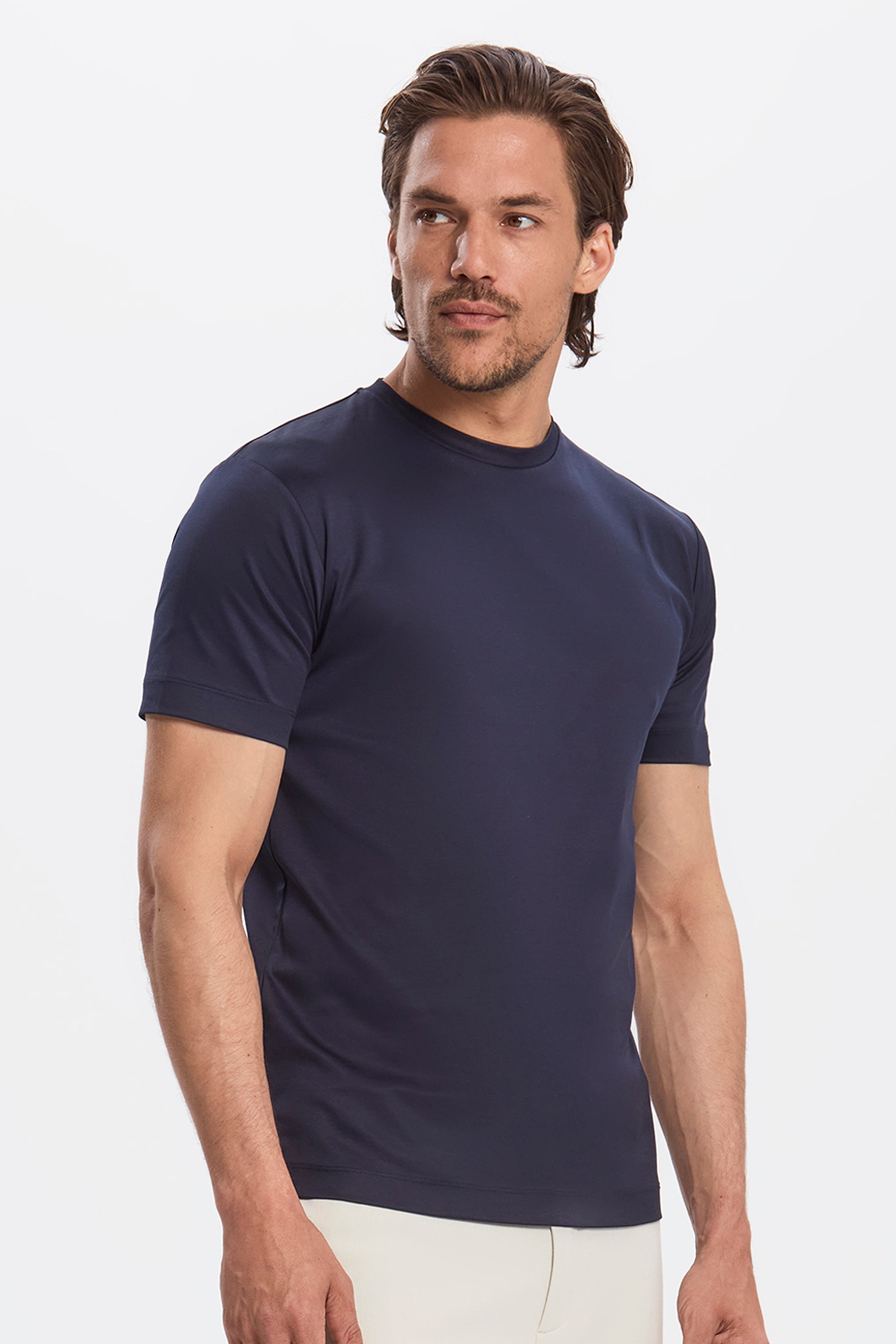 ZARVI LUXE T-SHIRT