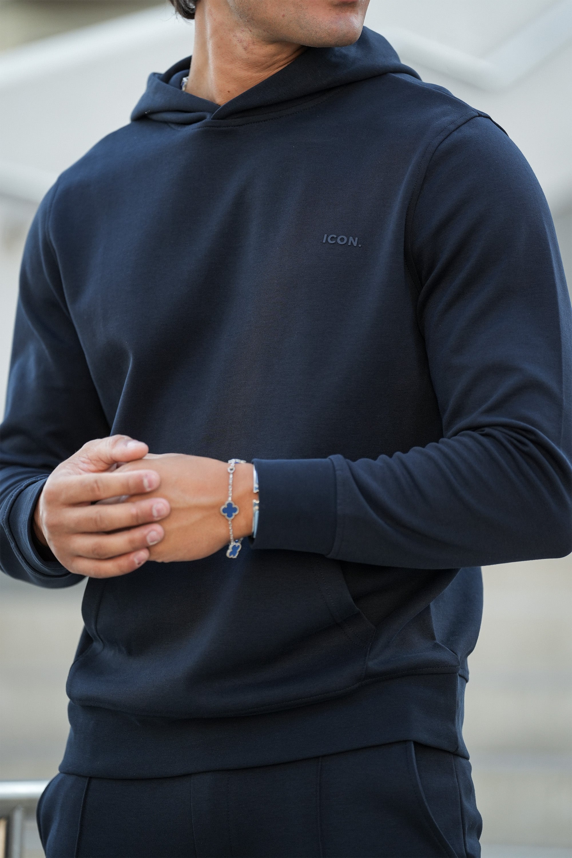 ZARVI ATHLETIC HOODIE