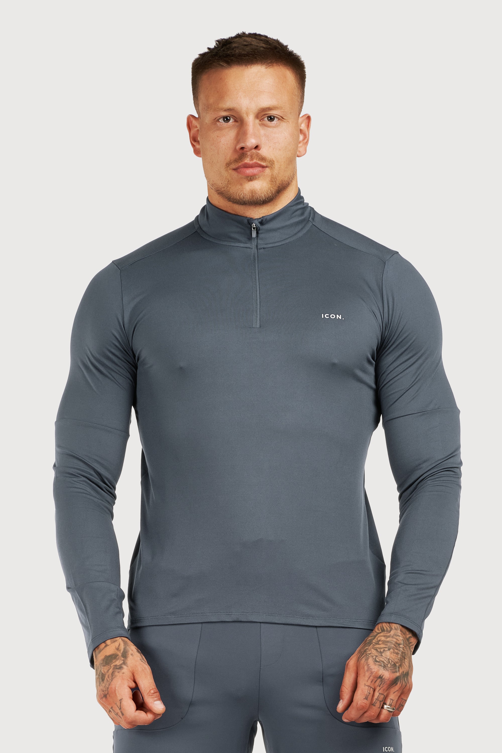 THE ICON ACTIVE HALF ZIP