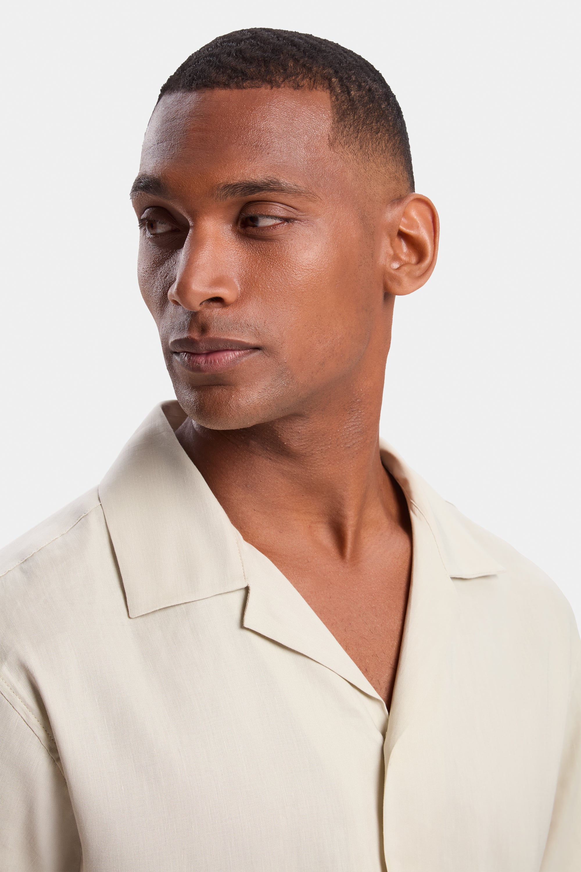 THE LINEN SS SHIRT
