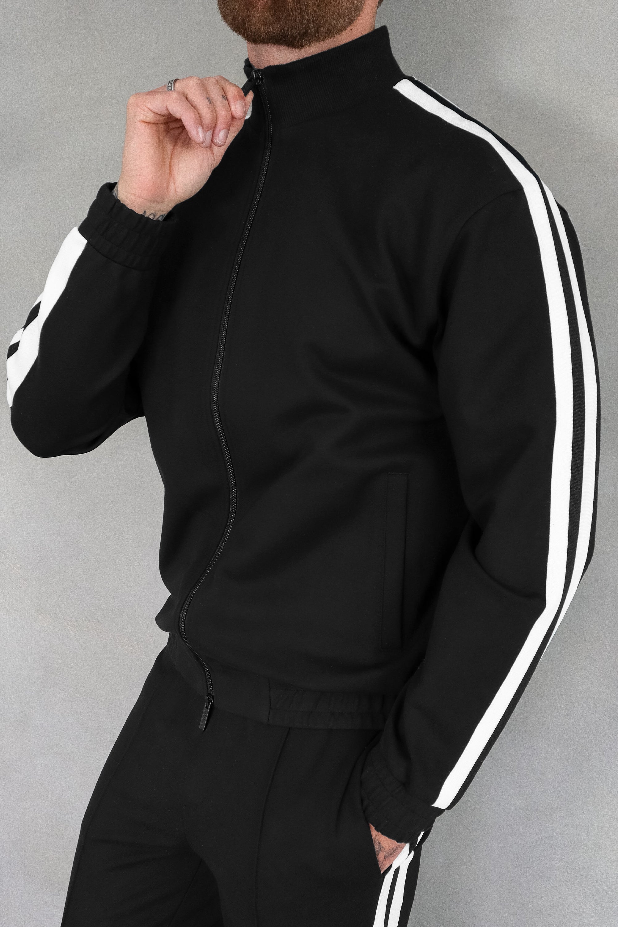 ZARVI TAPE TRACK JACKET