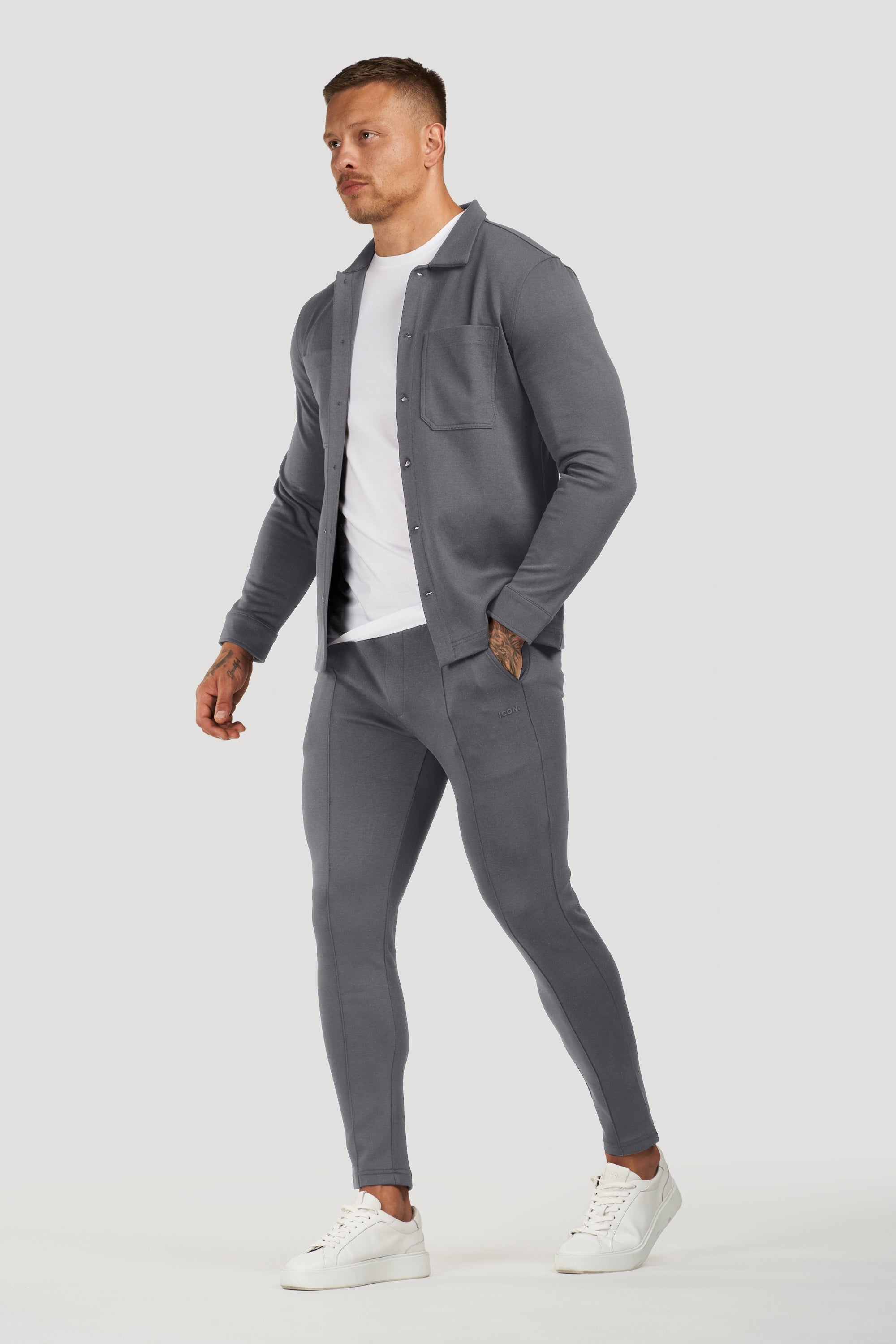ZARVI ATHLETIC JOGGER