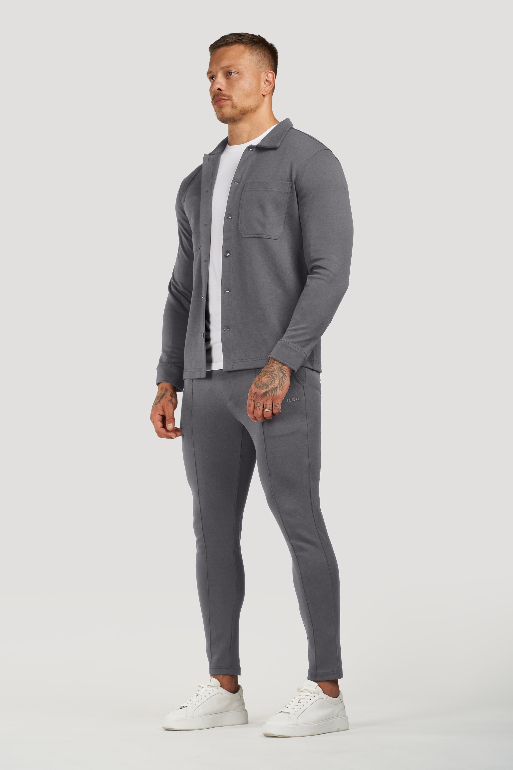 ZARVI ATHLETIC JOGGER