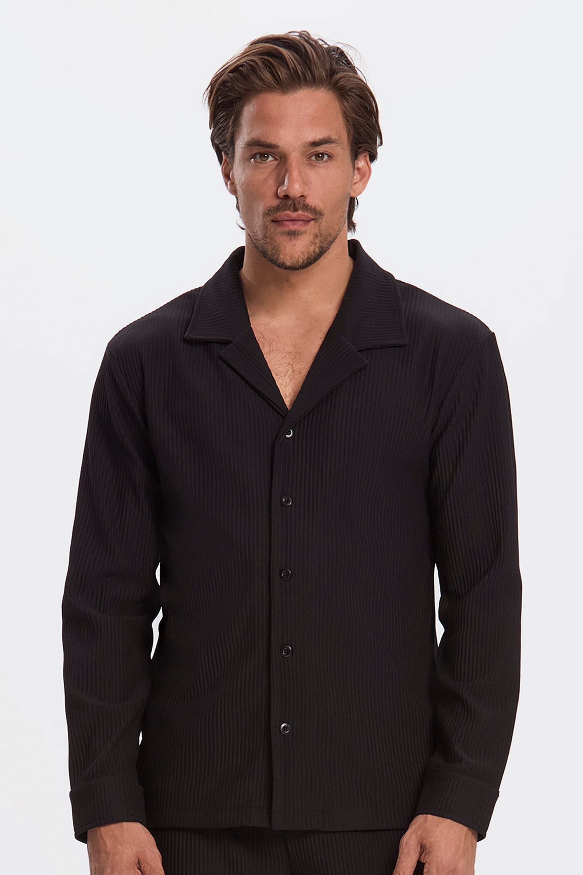 THE PLEATED LS SHIRT