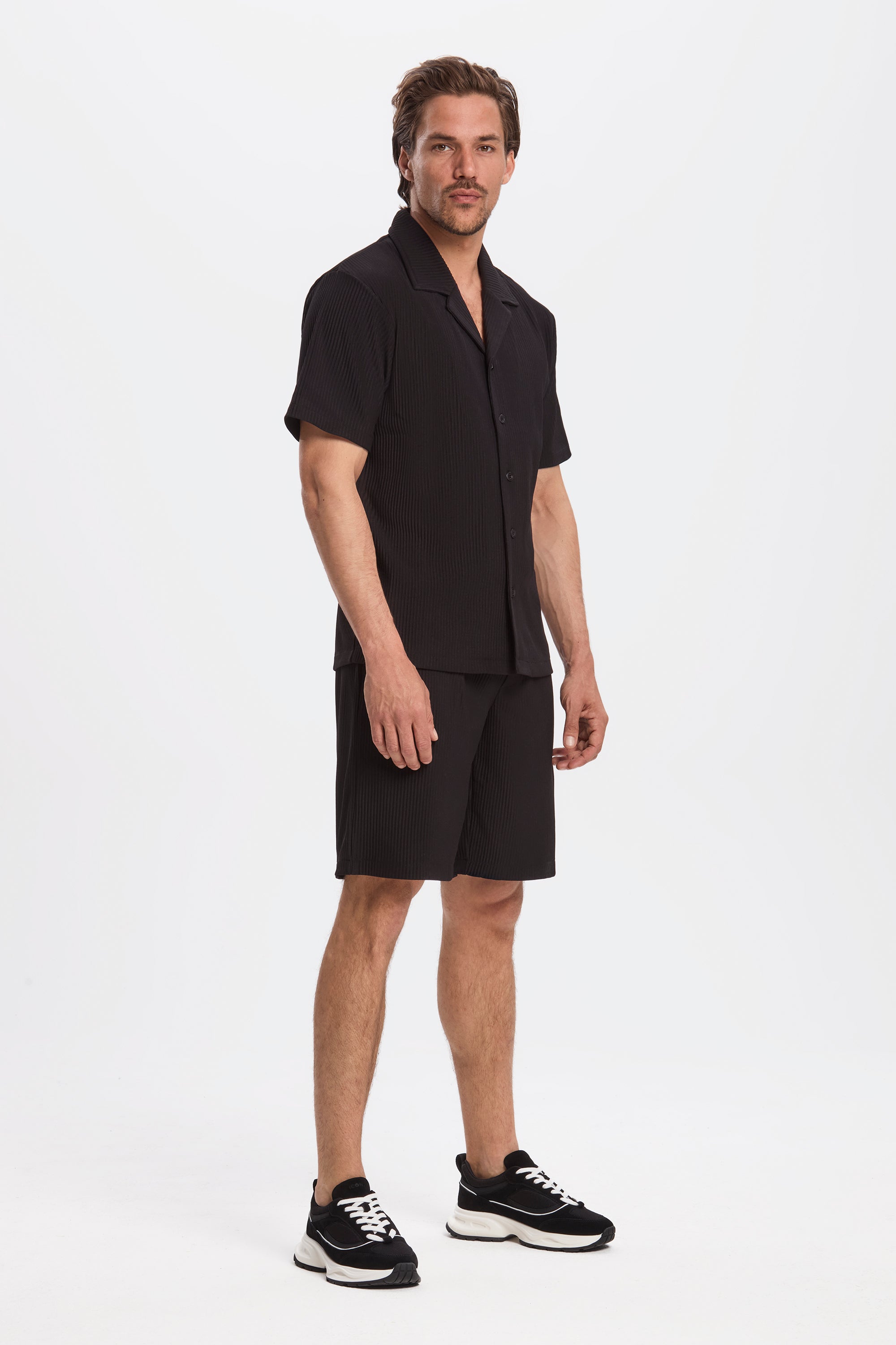 THE PLEATED SS SHIRT