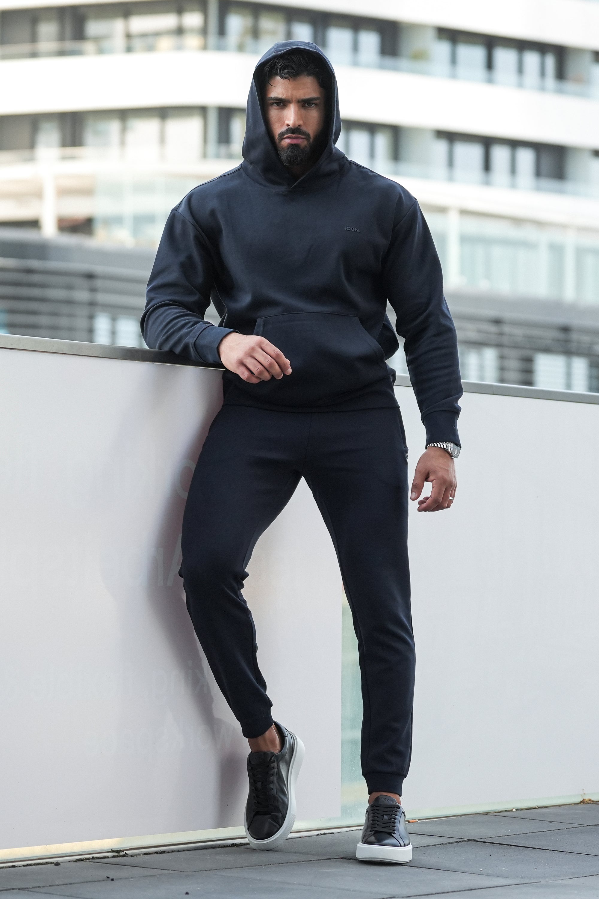 ZARVI RELAXED HOODIE