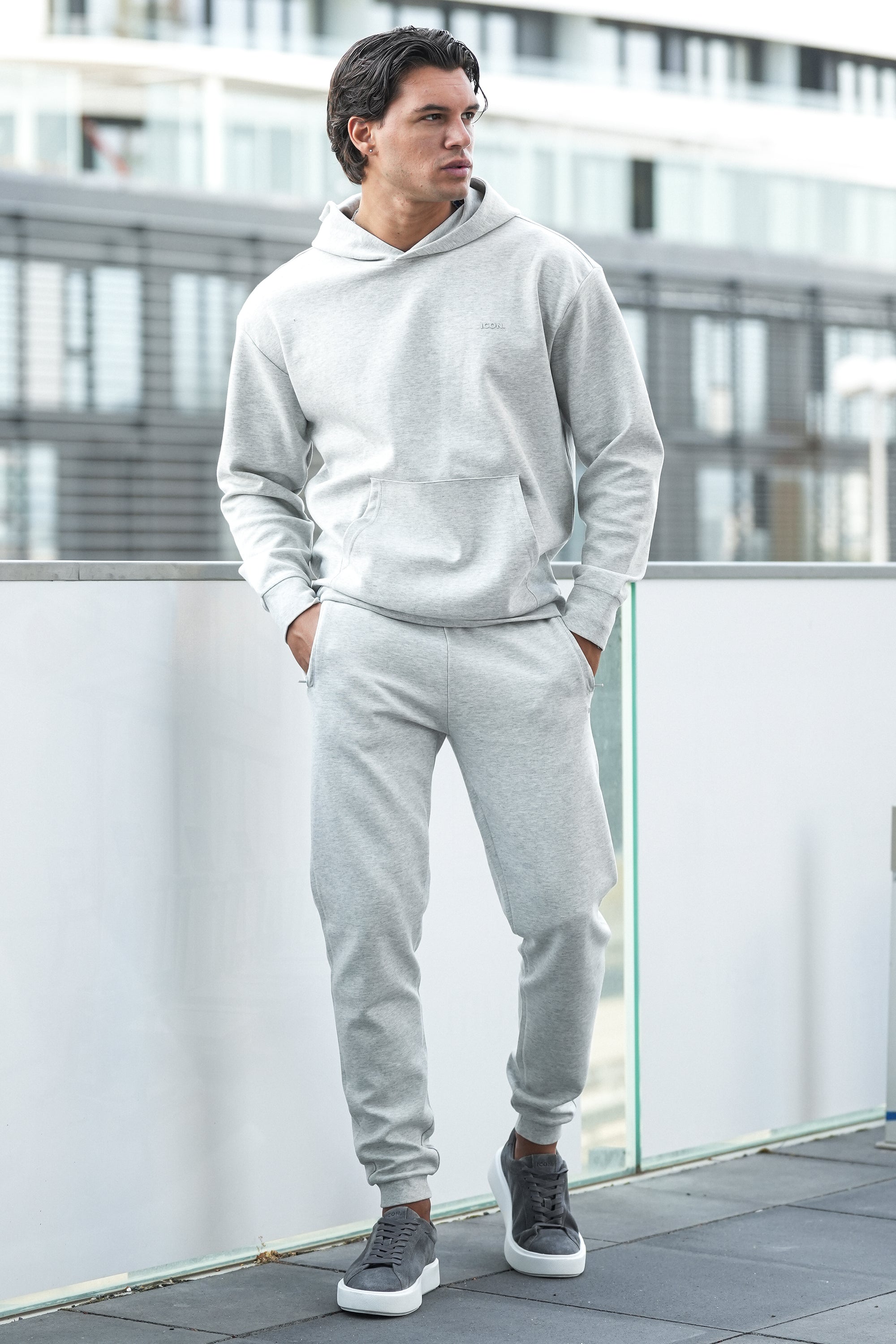 ZARVI RELAXED HOODIE