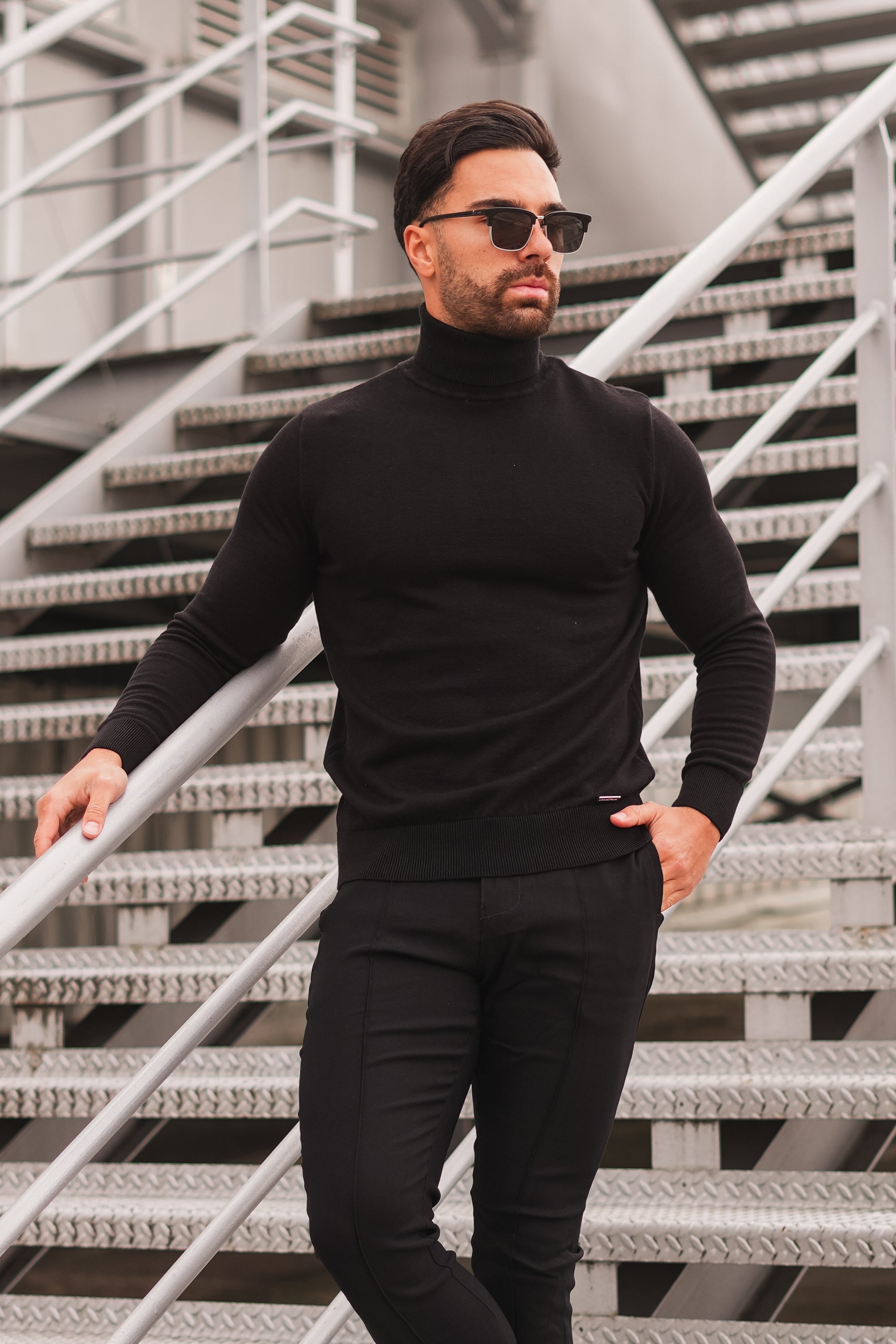 ZARVI ARTURO TURTLENECK